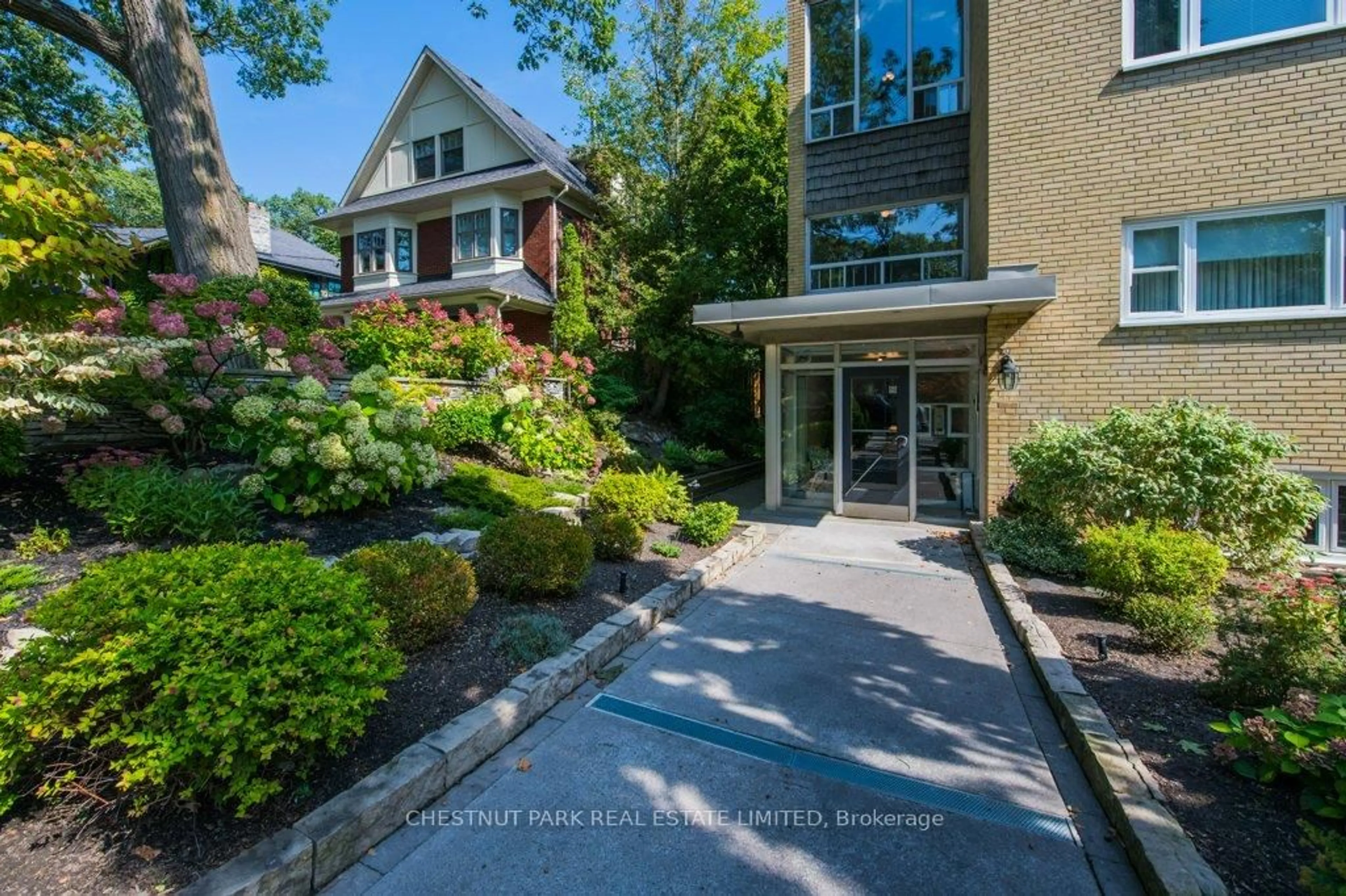 Unknown for 75 Scarborough Rd #3, Toronto Ontario M4E 3M4