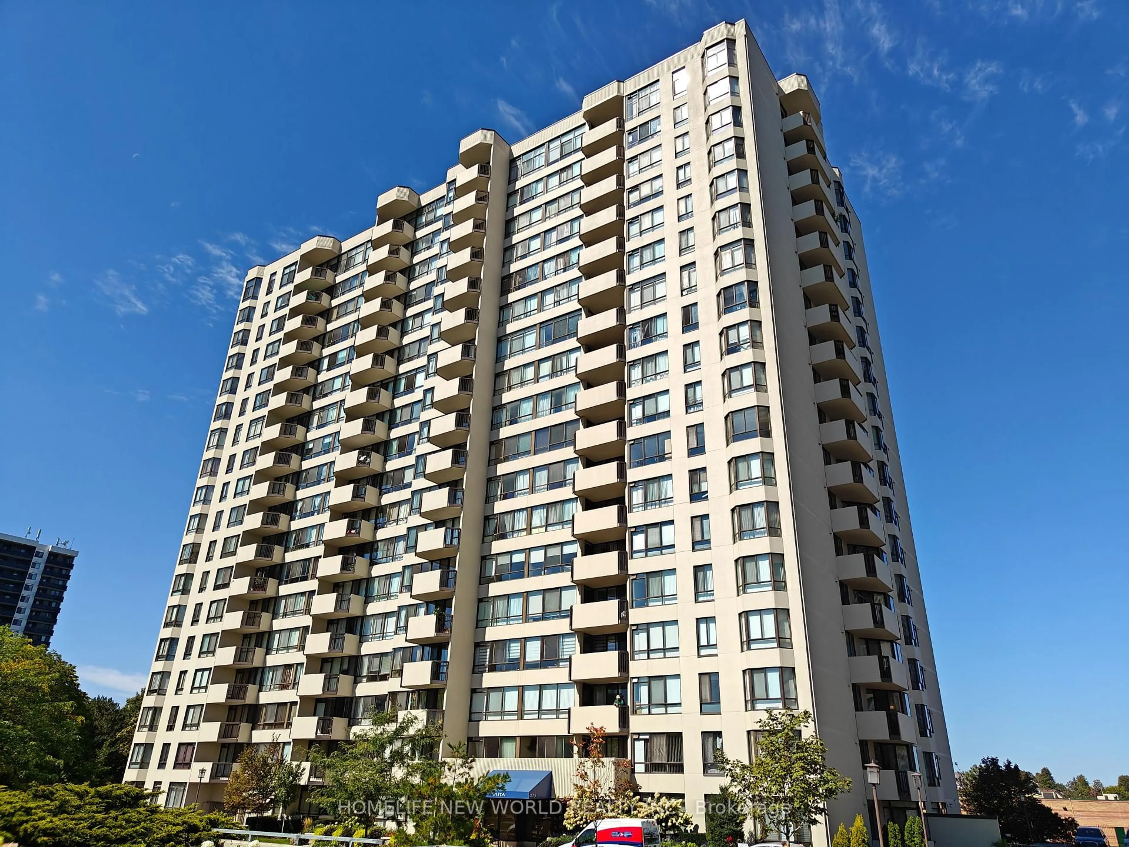 Home with vinyl exterior material, building for 275 Bamburgh Circ #605, Toronto Ontario M1W 3X4