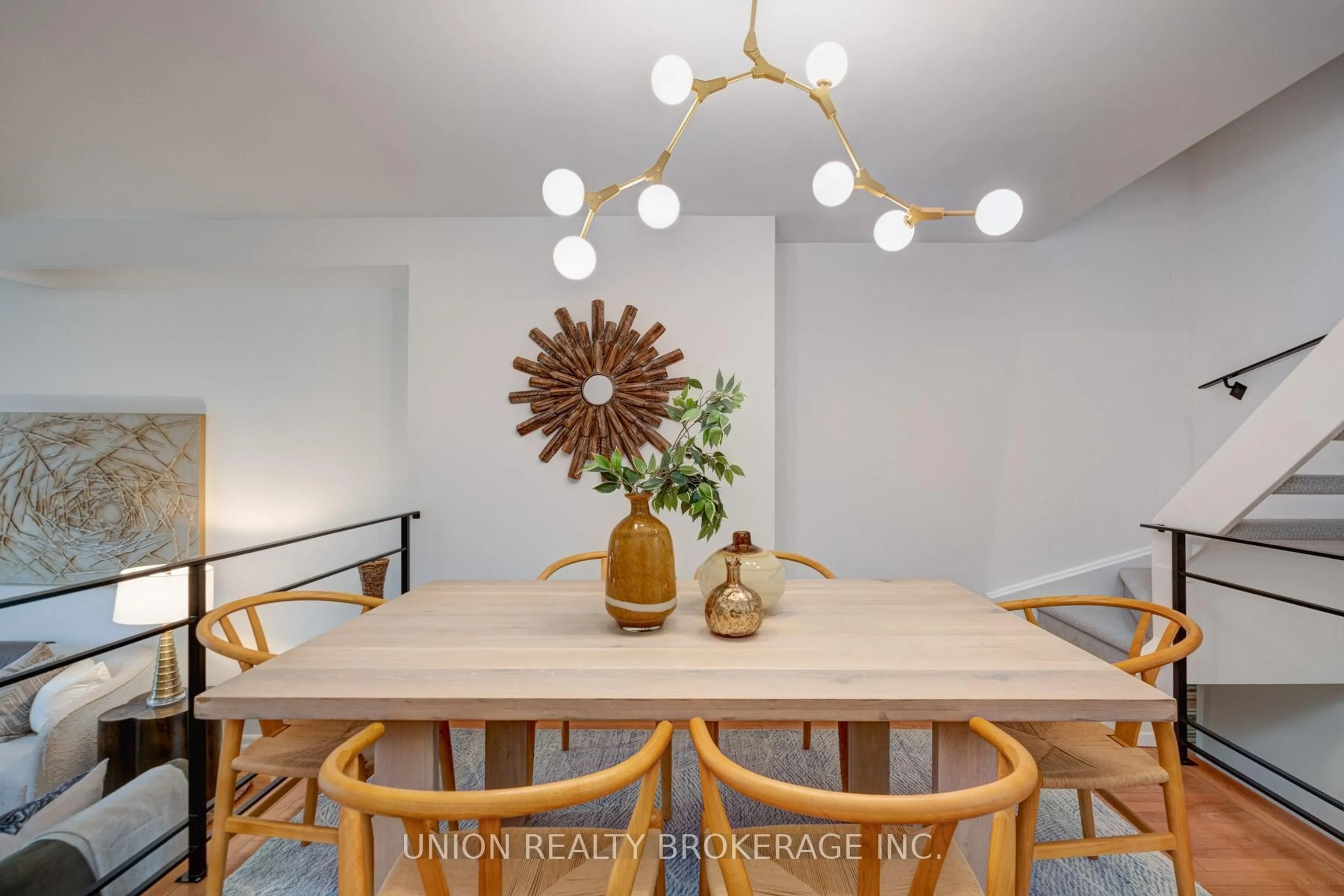 Dining room, unknown for 90 Kippendavie Ave #9, Toronto Ontario M4L 3R5