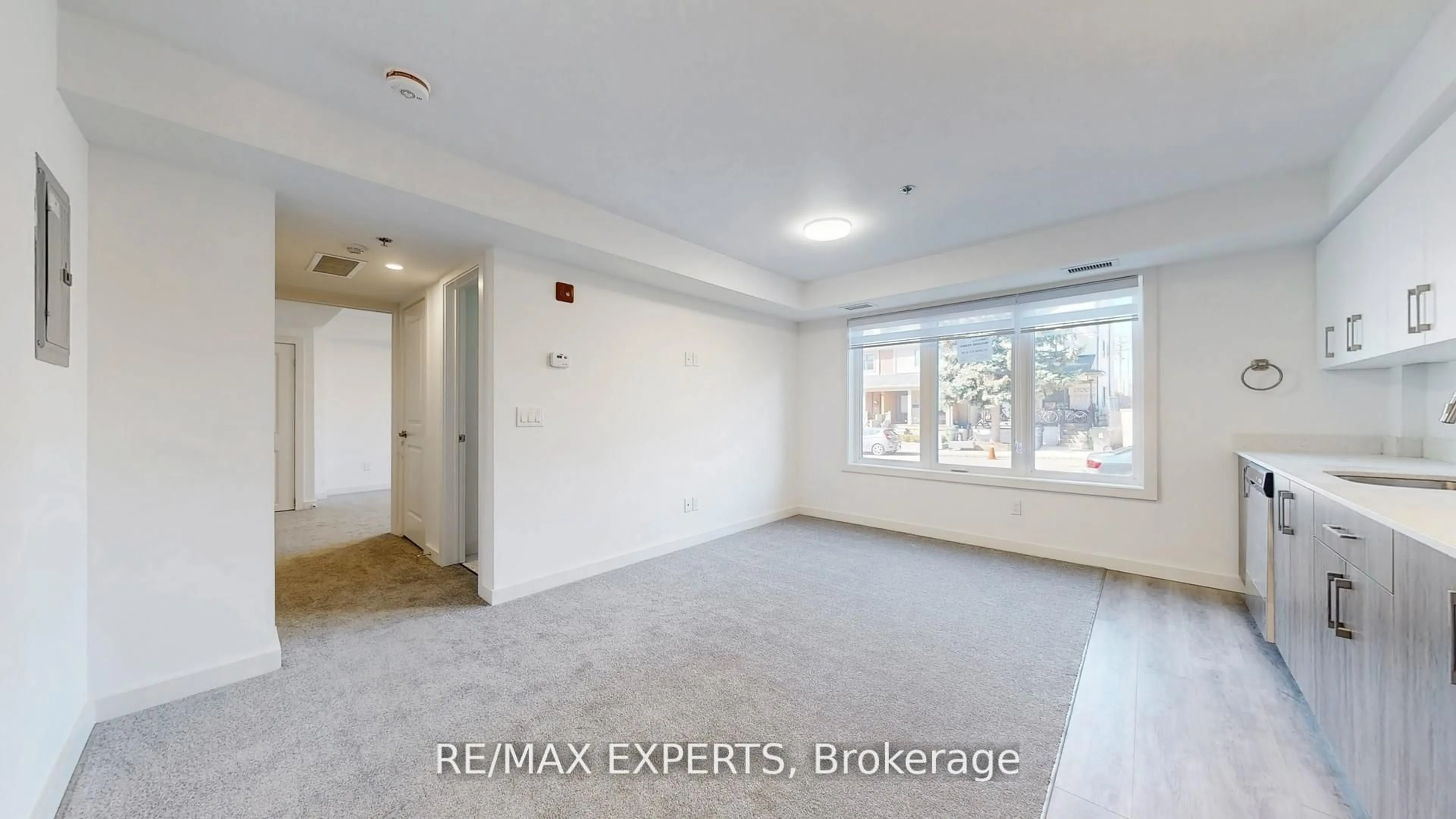 A pic of a room for 45 Connaught Ave #101, Toronto Ontario M4L 2V8