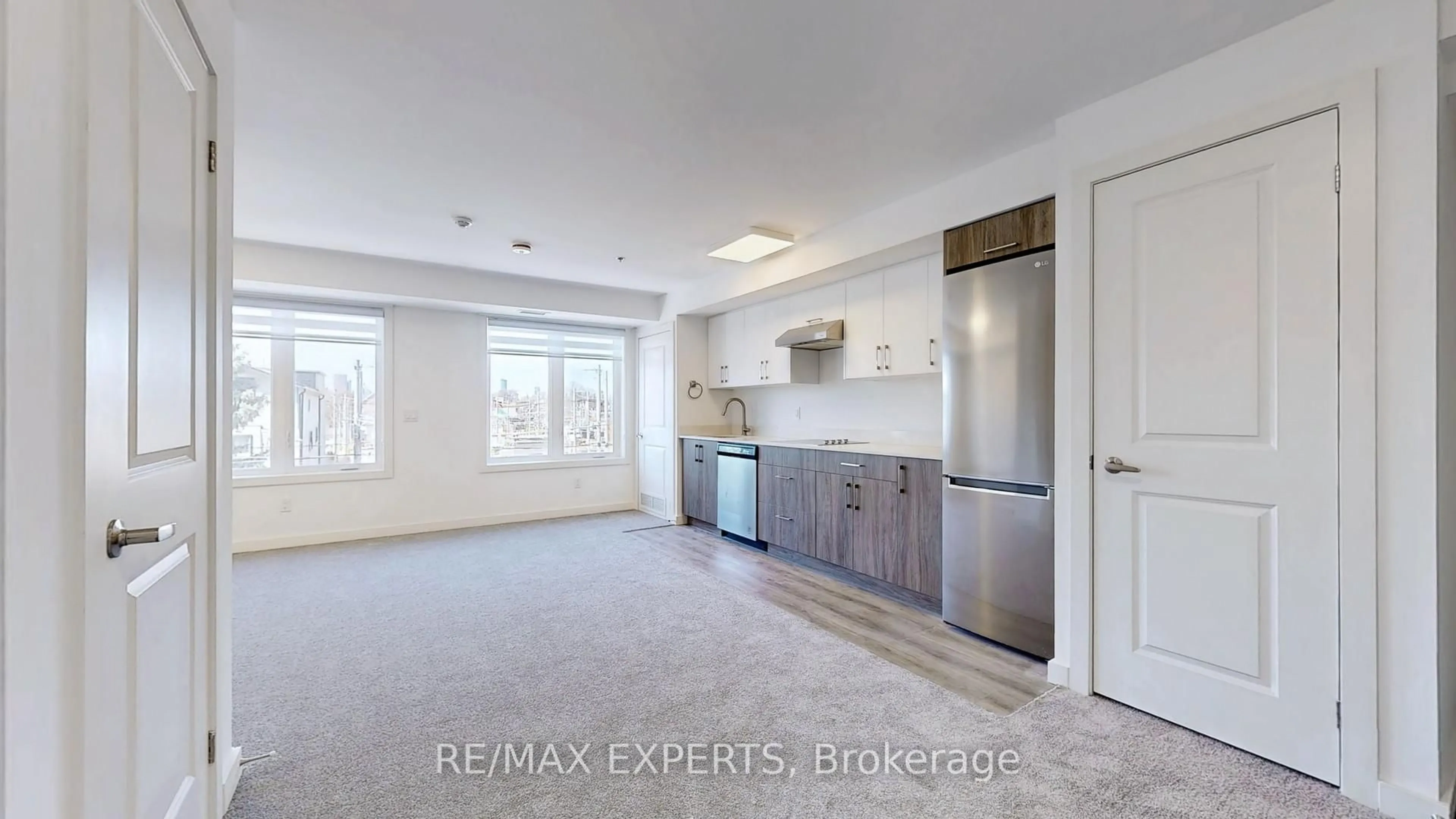 Open concept kitchen, unknown for 45 Connaught Ave #405, Toronto Ontario M4L 2V8