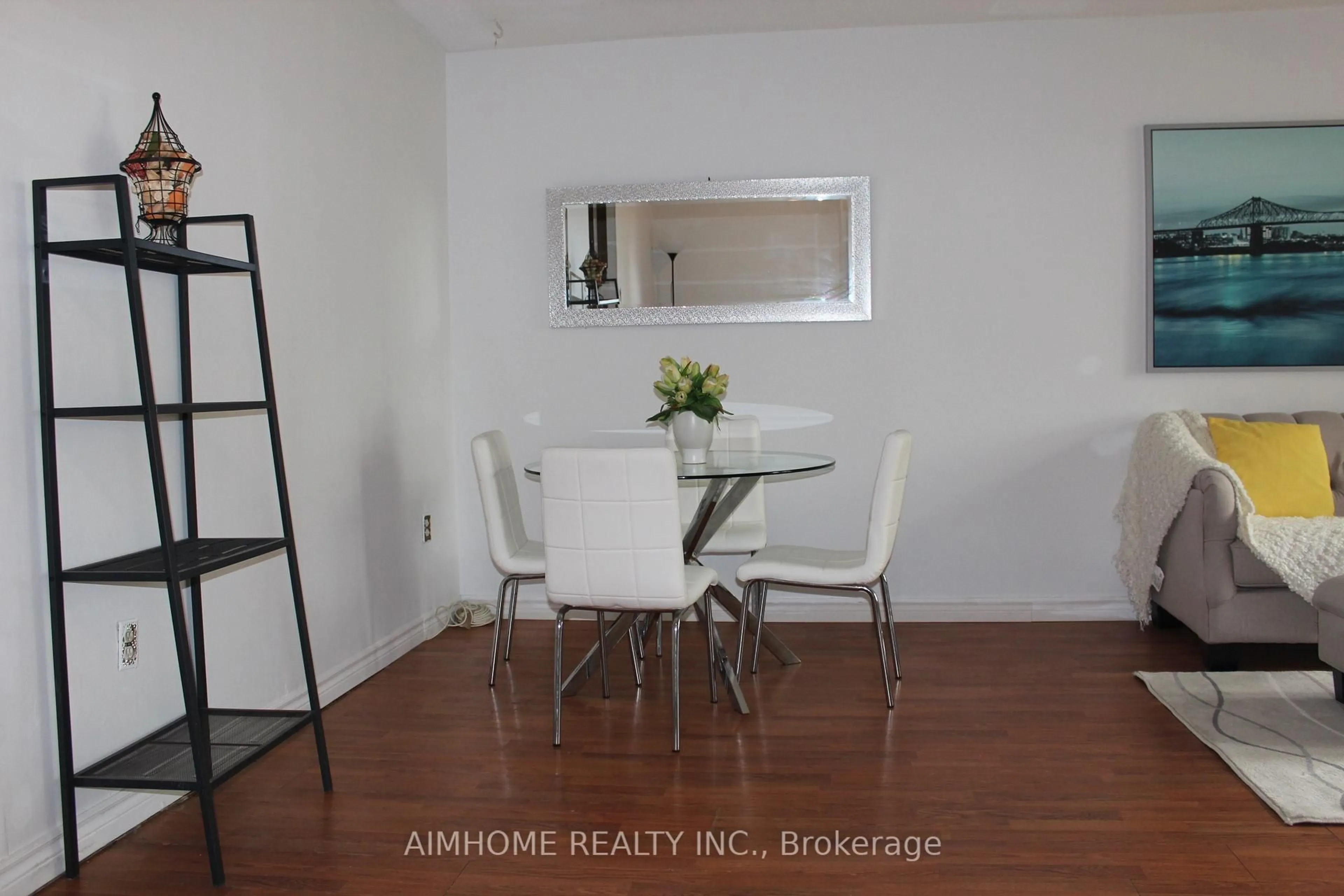 A pic of a room for 100 Mornelle Crt #1086, Toronto Ontario M1E 4X2