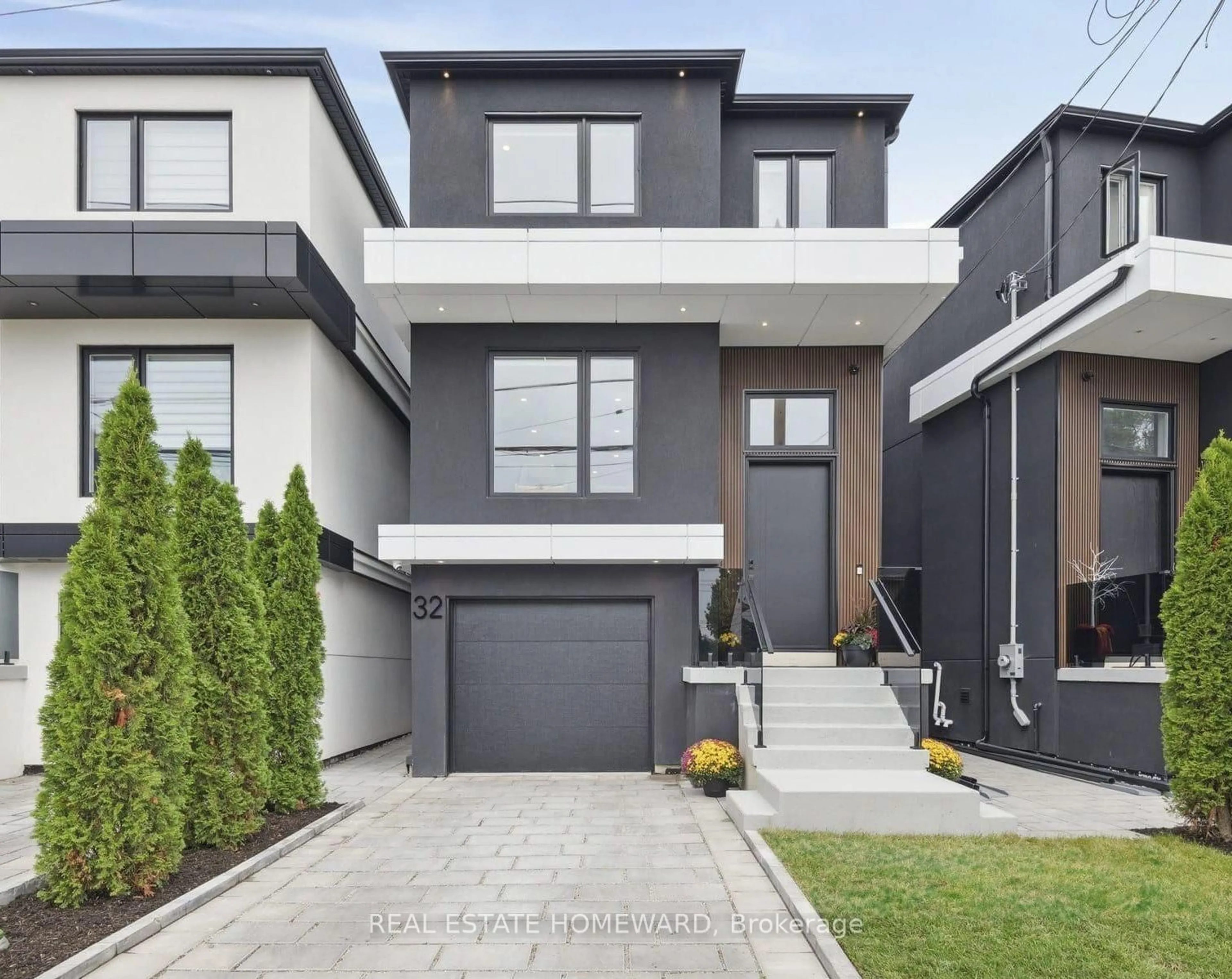 Home with brick exterior material, street for 32 Westlake Cres, Toronto Ontario M4C 2X2