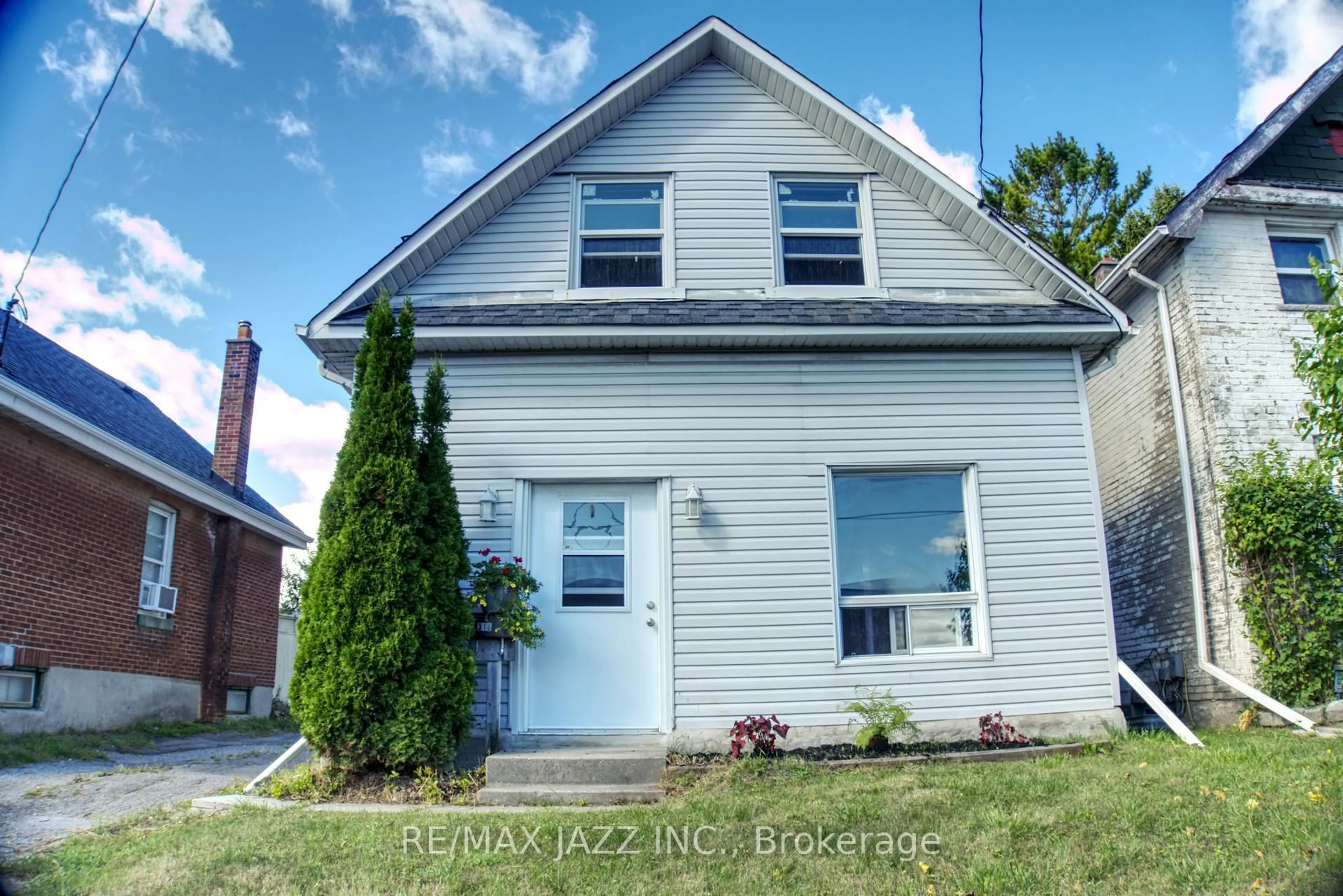 Unknown for 318 Ritson Rd, Oshawa Ontario L1G 5P8