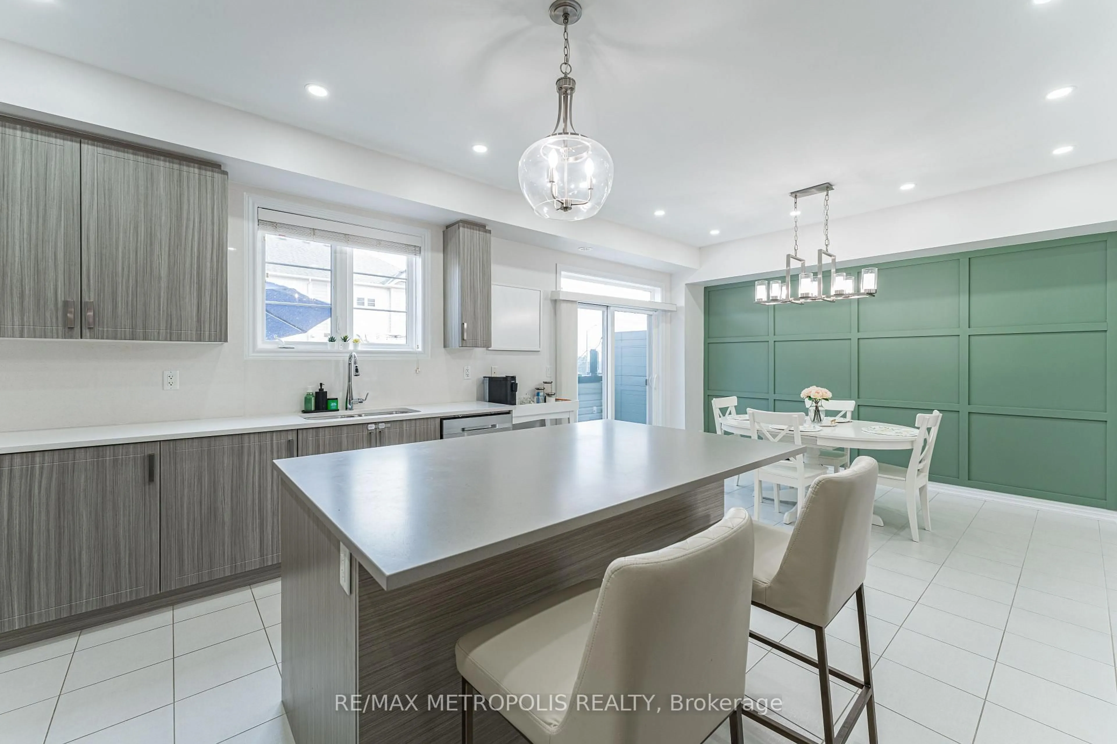 Contemporary kitchen, ceramic/tile floor for 6 Cornerside Way, Whitby Ontario L1M 0L8