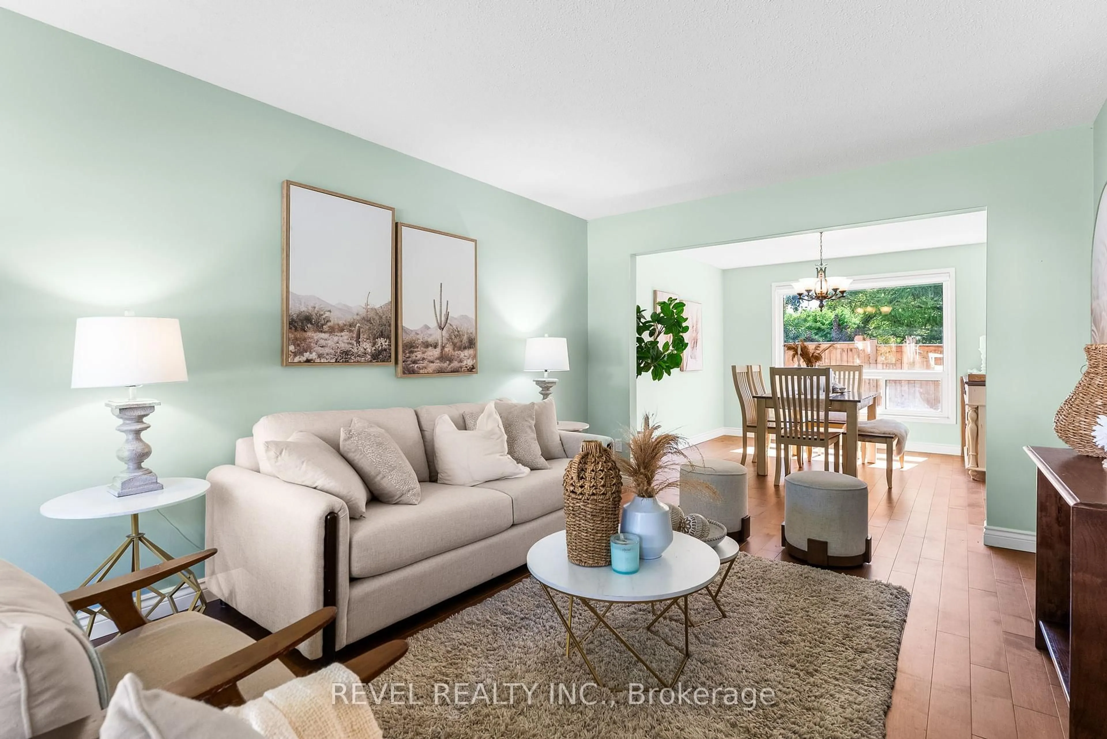 Living room with furniture, unknown for 205 Ontario St, Whitby Ontario L1N 6L8