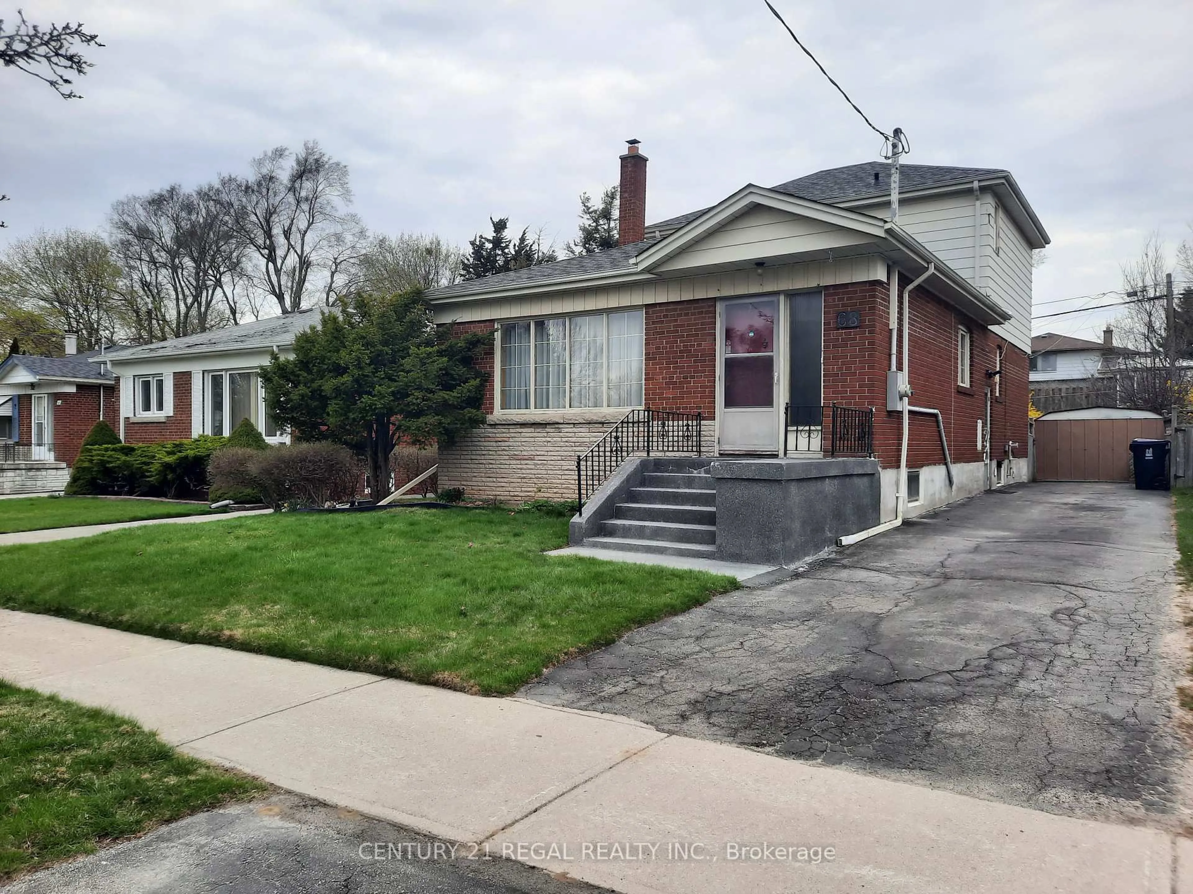 Home with brick exterior material, street for 68 Blakemanor Blvd, Toronto Ontario M1J 2W5
