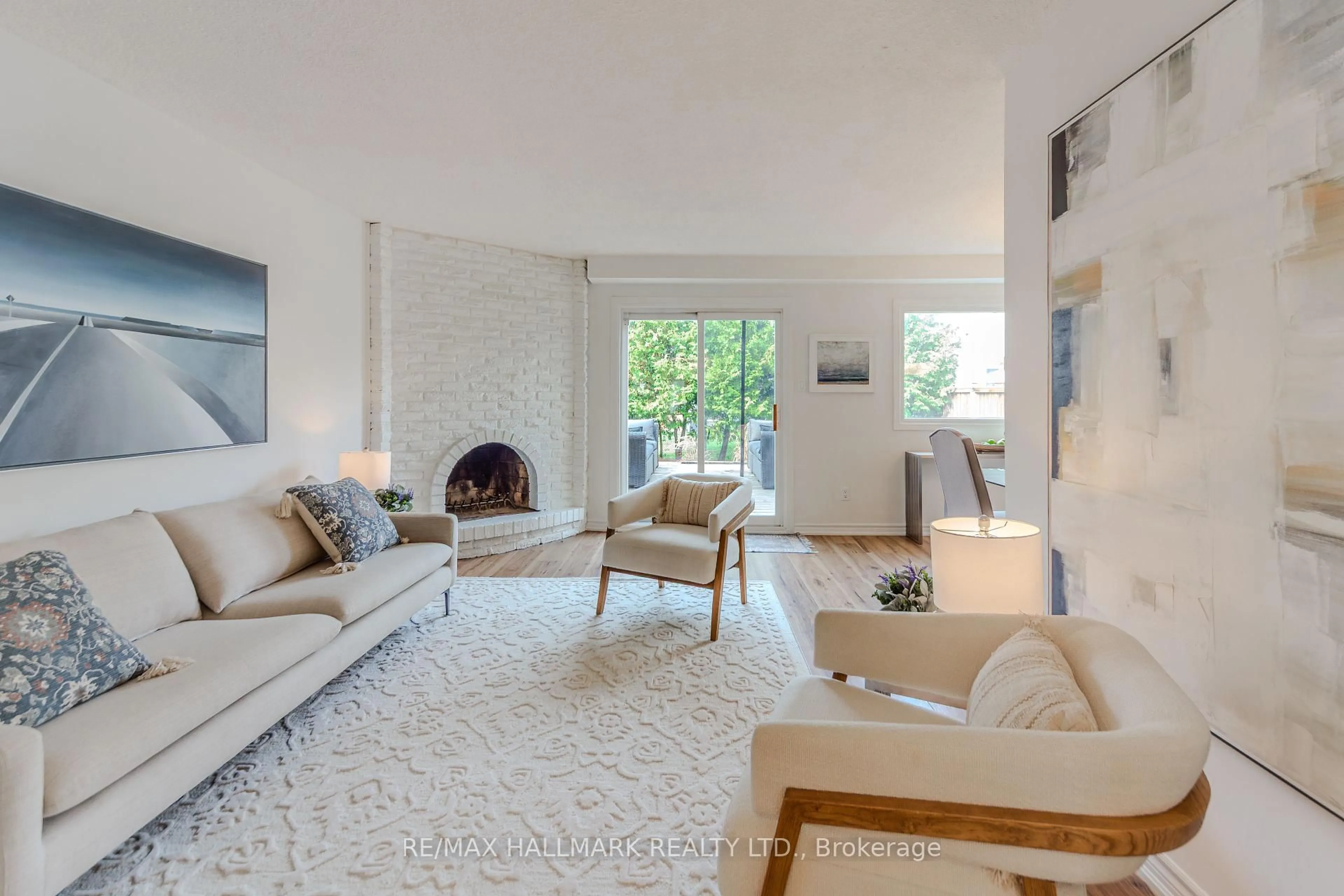 Living room with furniture, unknown for 1966 Faylee Cres, Pickering Ontario L1V 2V6