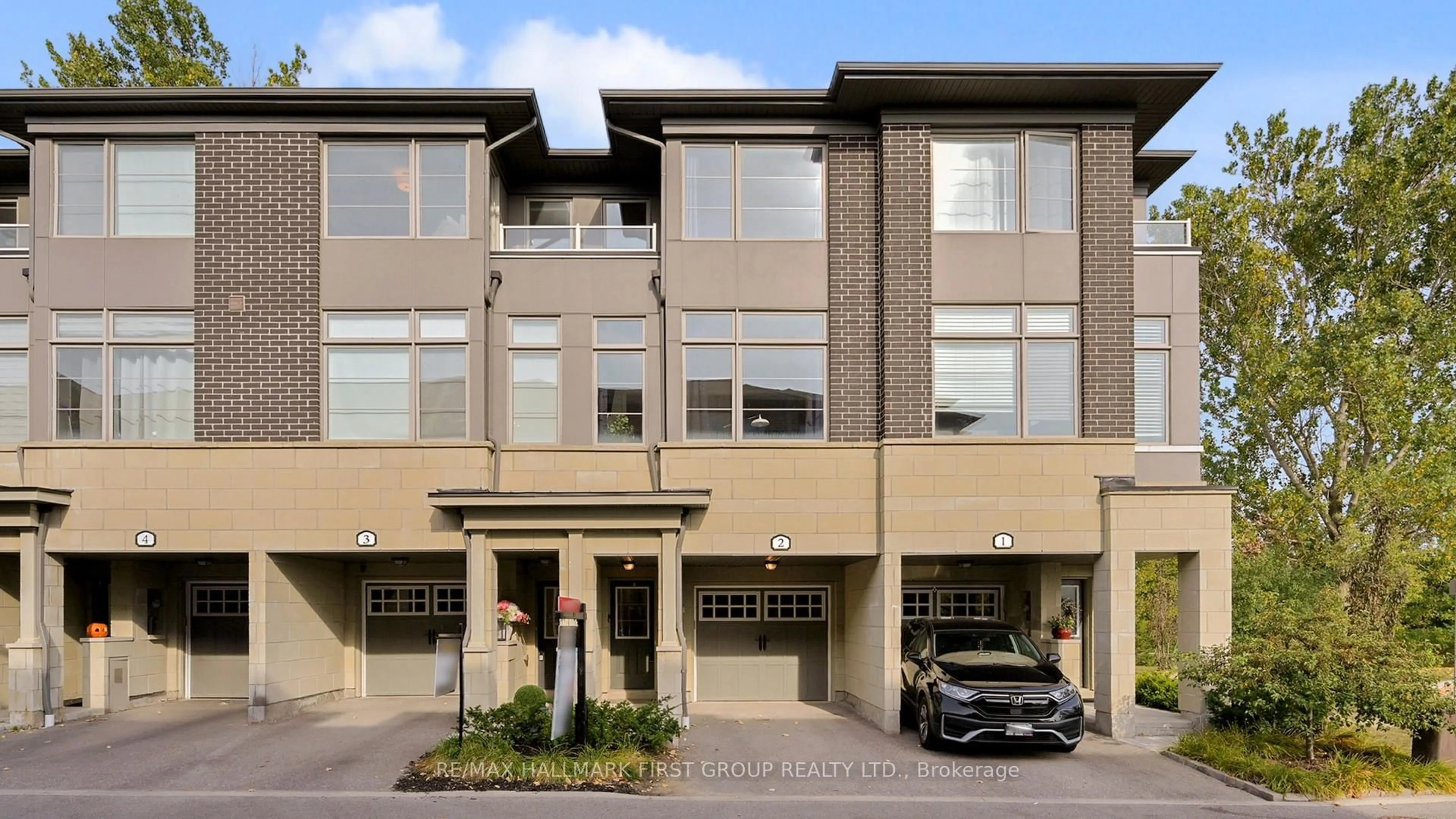 Unknown for 384 Arctic Red Dr #TH 2, Oshawa Ontario L1L 0M5