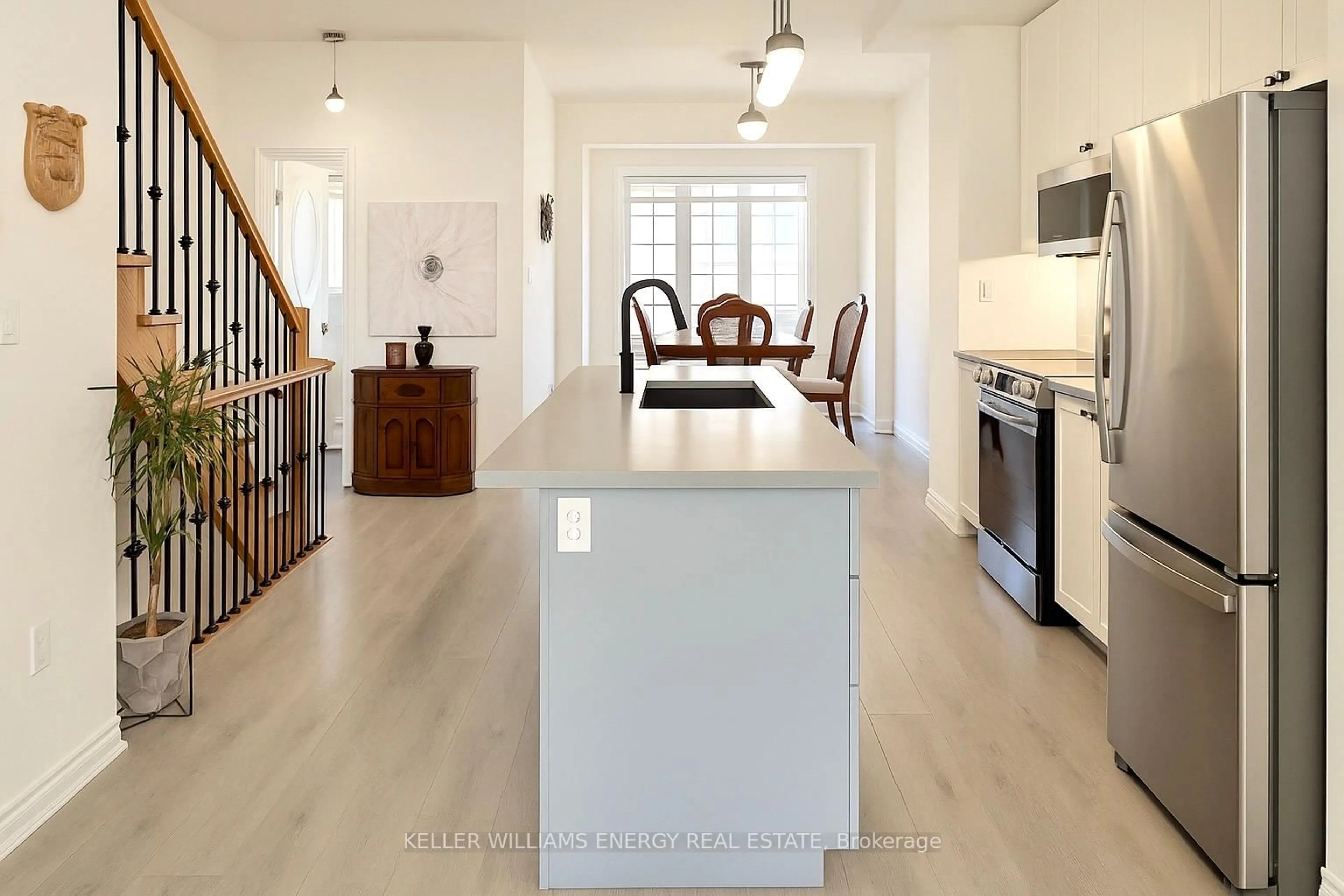Open concept kitchen, unknown for 2566 Mojave Path, Oshawa Ontario L1L 0P9