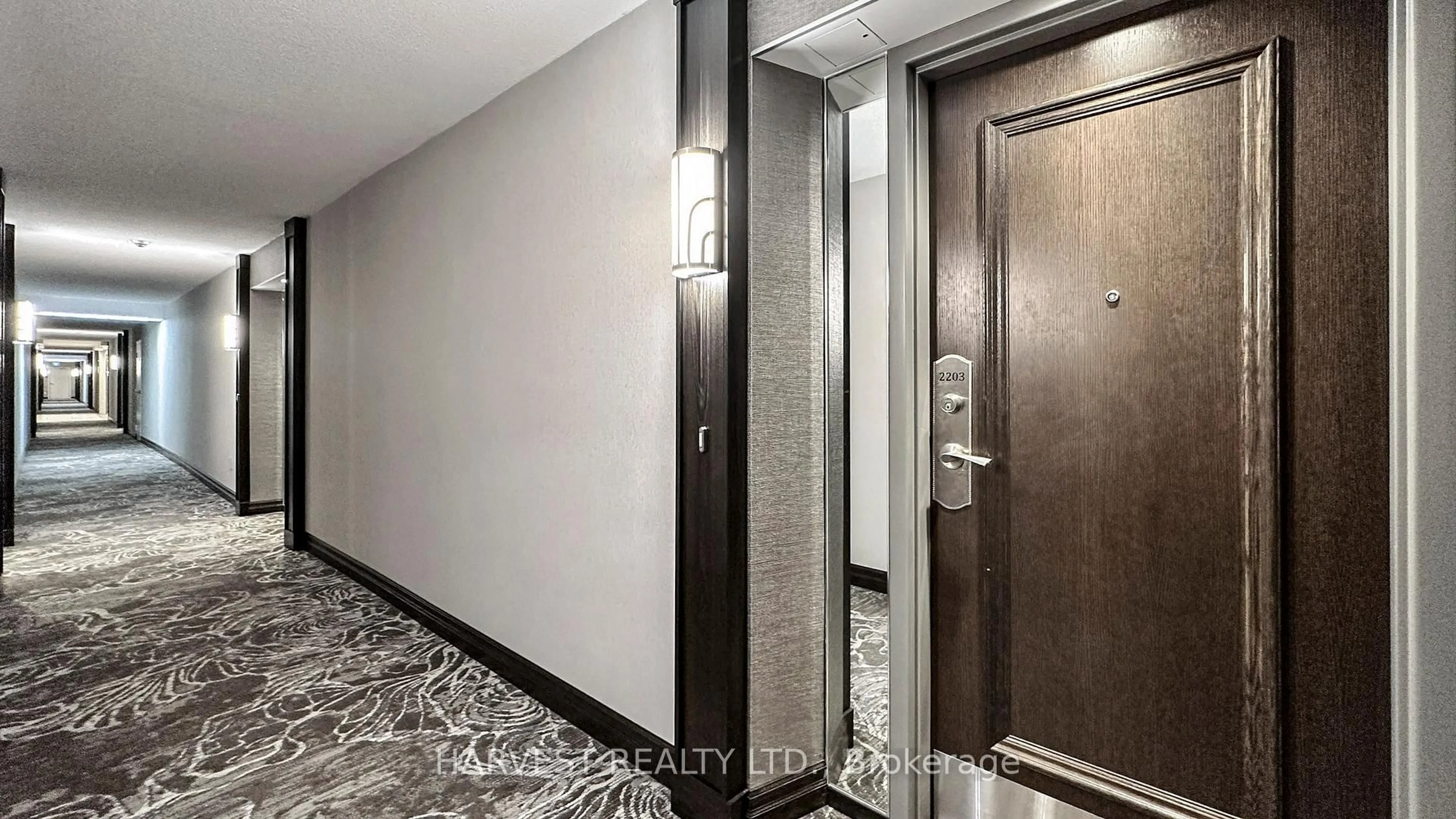 Indoor foyer for 2350 Bridletowne Circ #2203, Toronto Ontario M1W 3E6