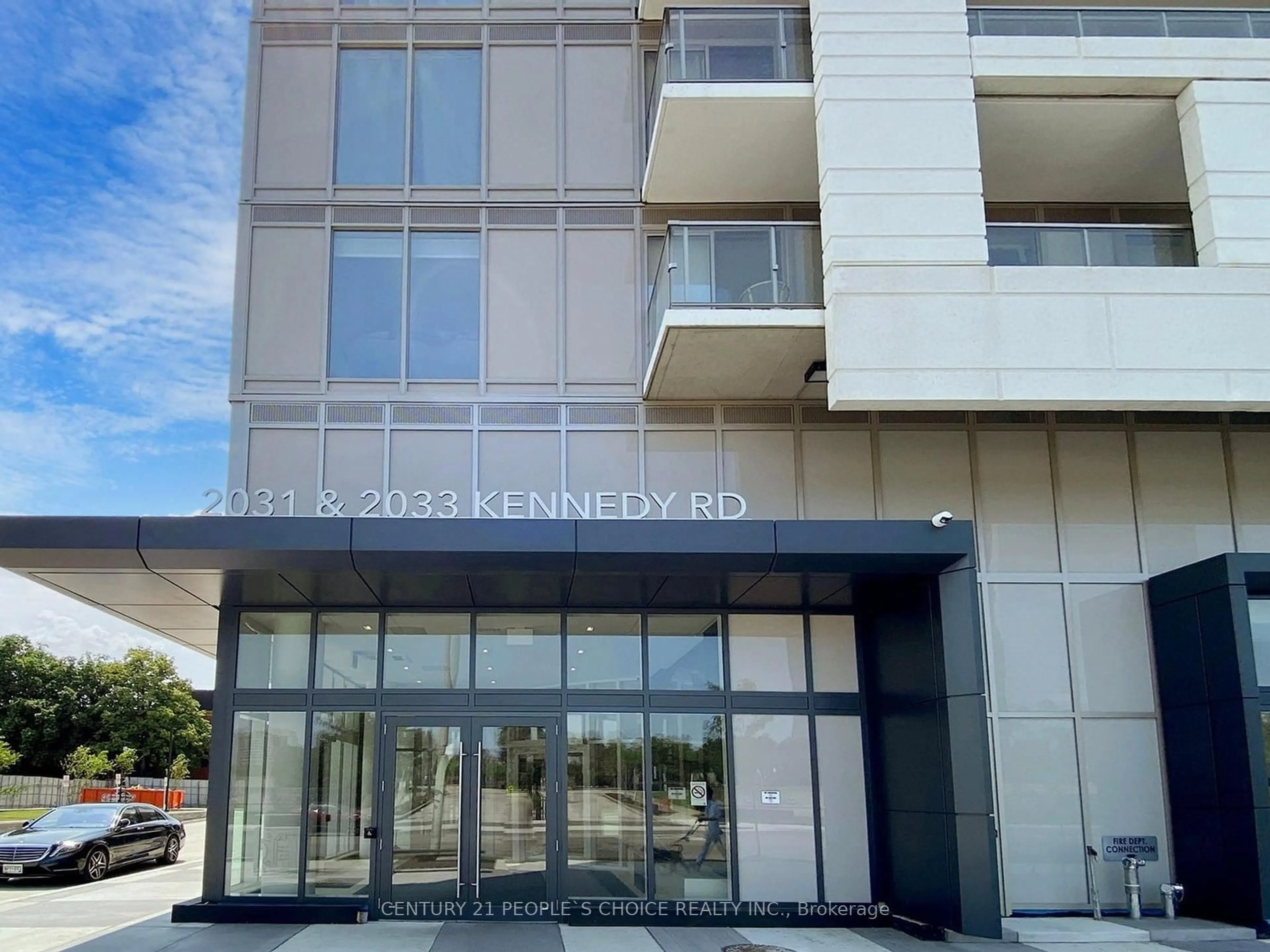Indoor foyer for 2033 Kennedy Rd #318, Toronto Ontario M1T 0V9