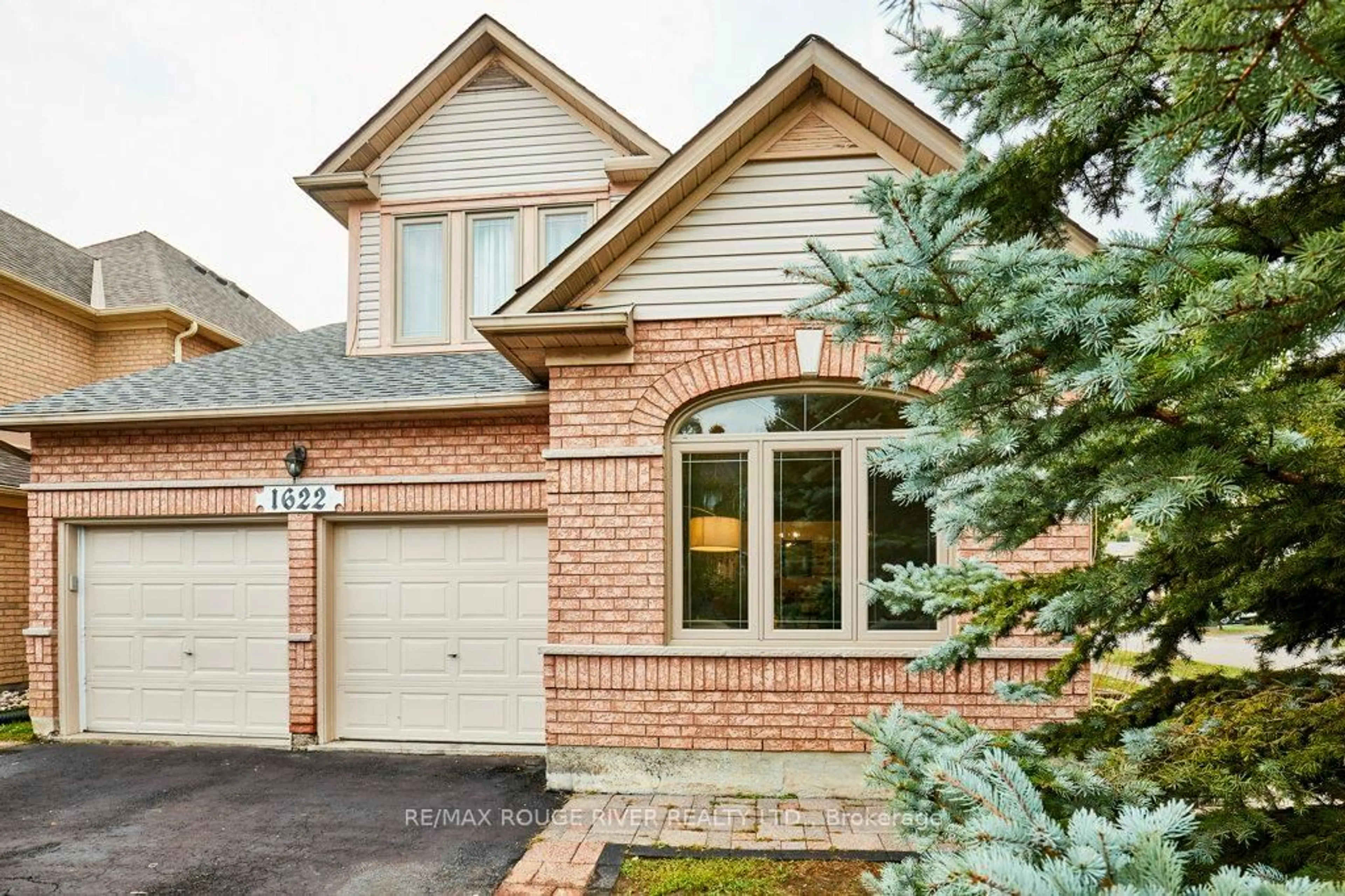 Home with brick exterior material, street for 1622 Valley Ridge Cres, Pickering Ontario L1V 6S3