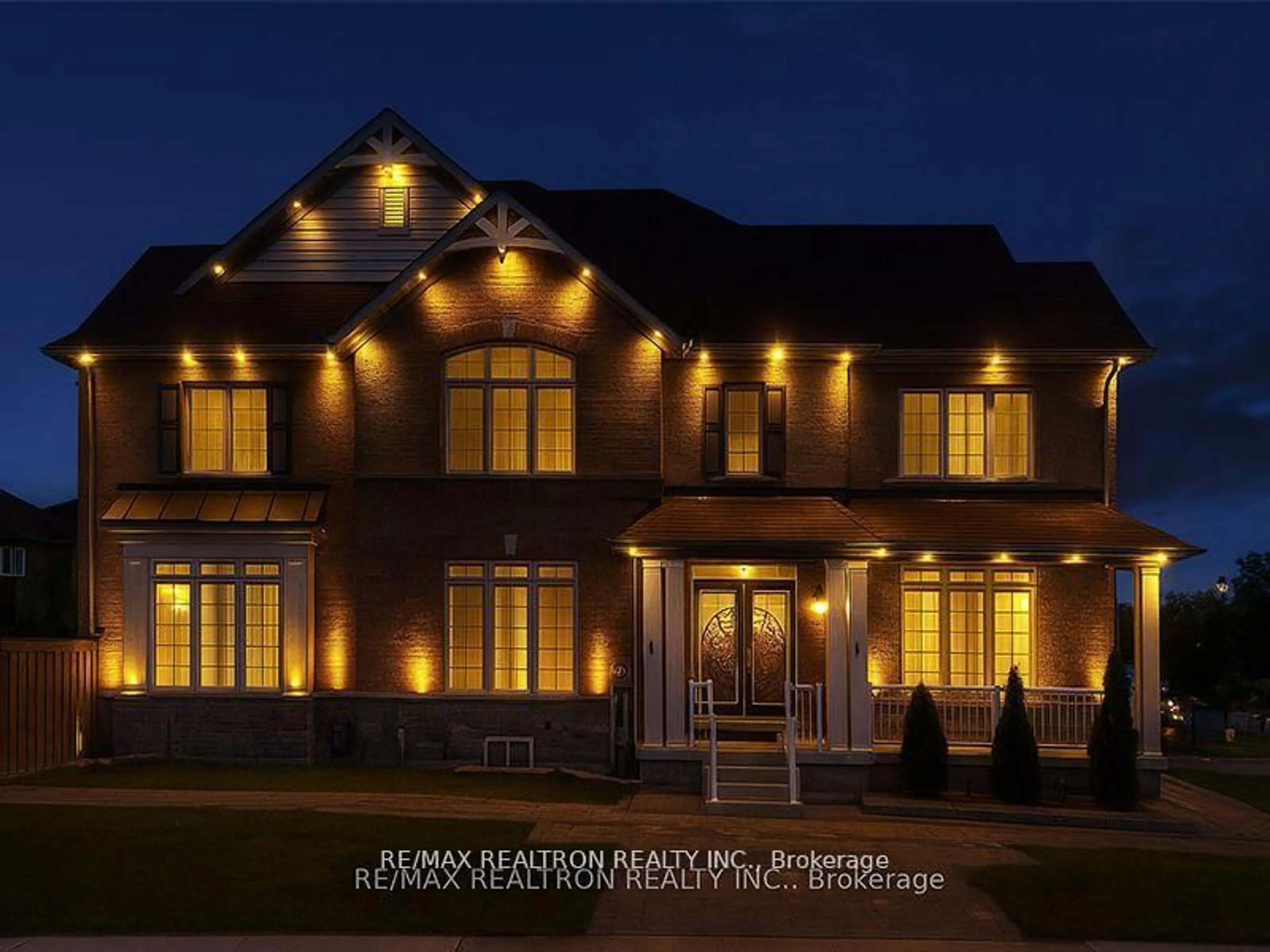 Home with brick exterior material, mountain view for 460 Gulfstream Ave, Oshawa Ontario L1H 7K4