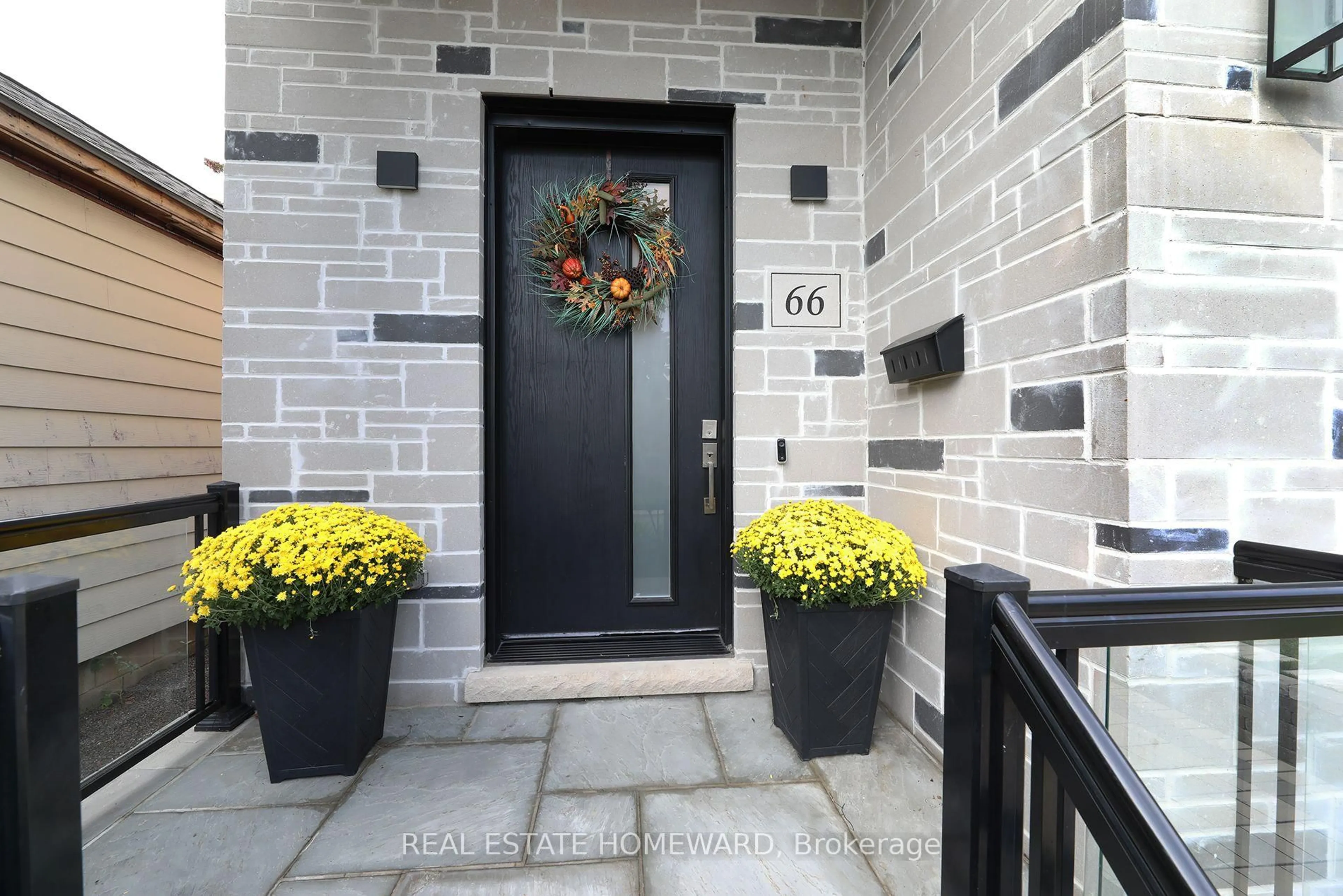 Indoor entryway for 66 Butterworth Ave, Toronto Ontario M1L 1H6