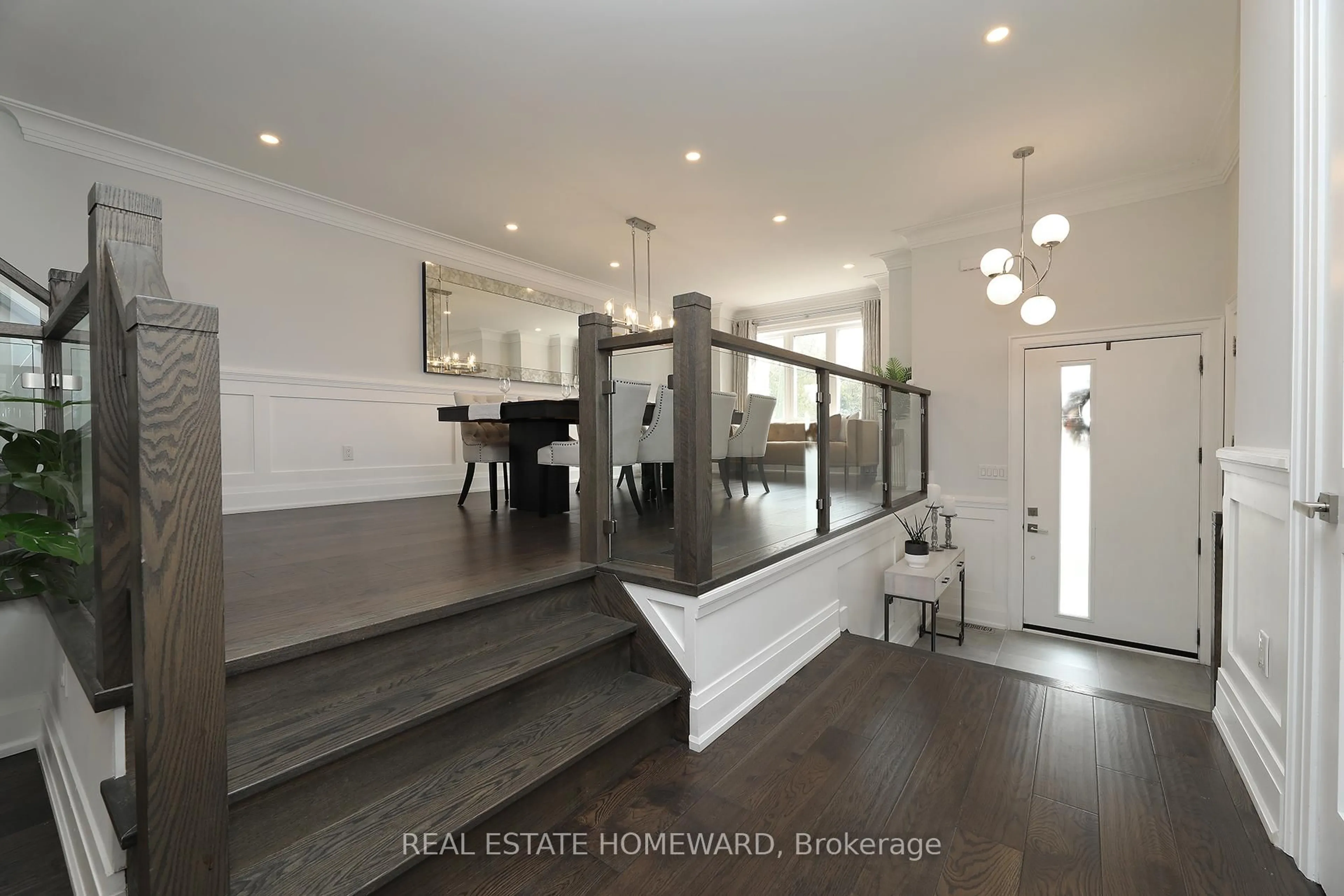 Indoor entryway for 66 Butterworth Ave, Toronto Ontario M1L 1H6