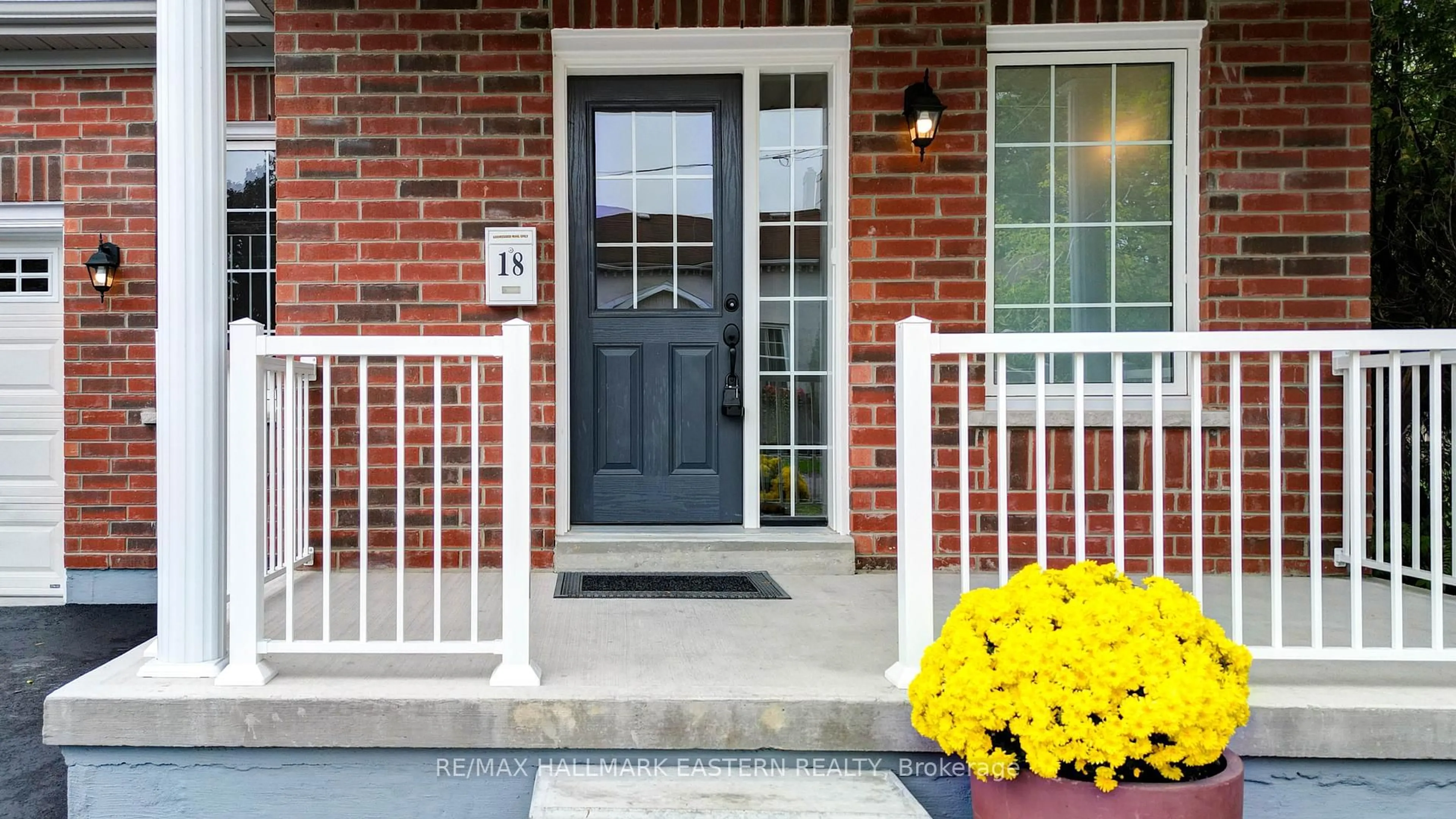 Unknown for 18 Durham St, Clarington Ontario L1C 1H7