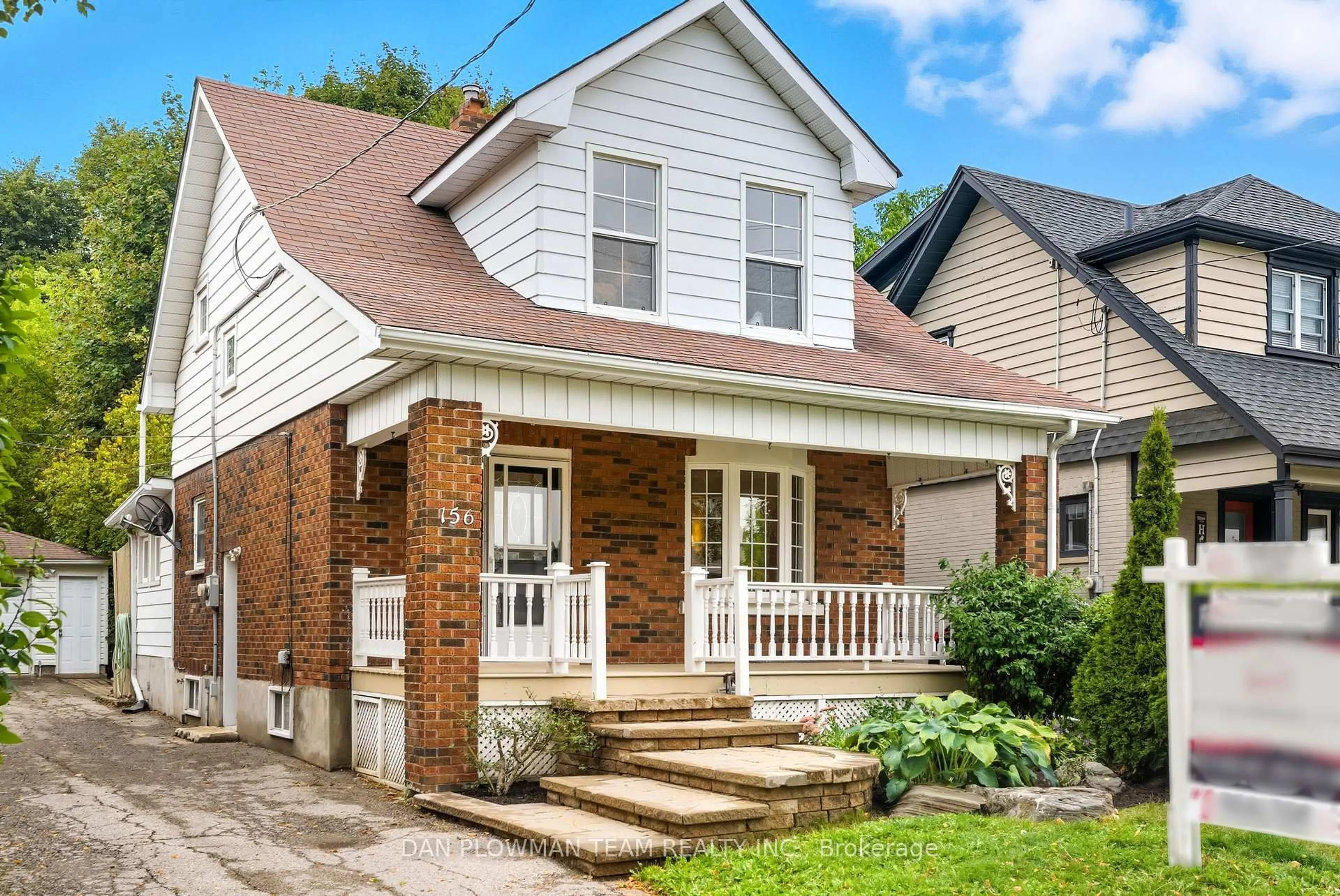 Home with brick exterior material, street for 156 Roxborough Ave, Oshawa Ontario L1G 5W5