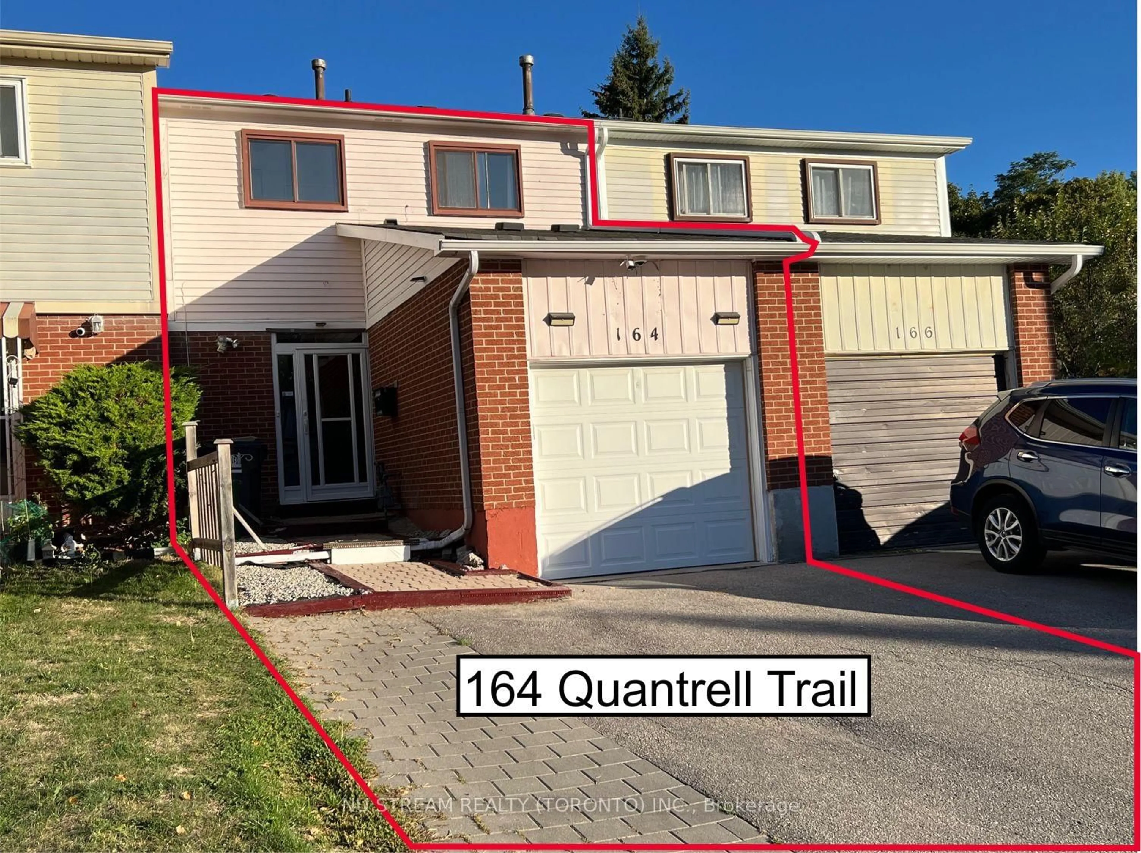 A pic from outside/outdoor area/front of a property/back of a property/a pic from drone, street for 164 Quantrell Tr, Toronto Ontario M1B 1L8