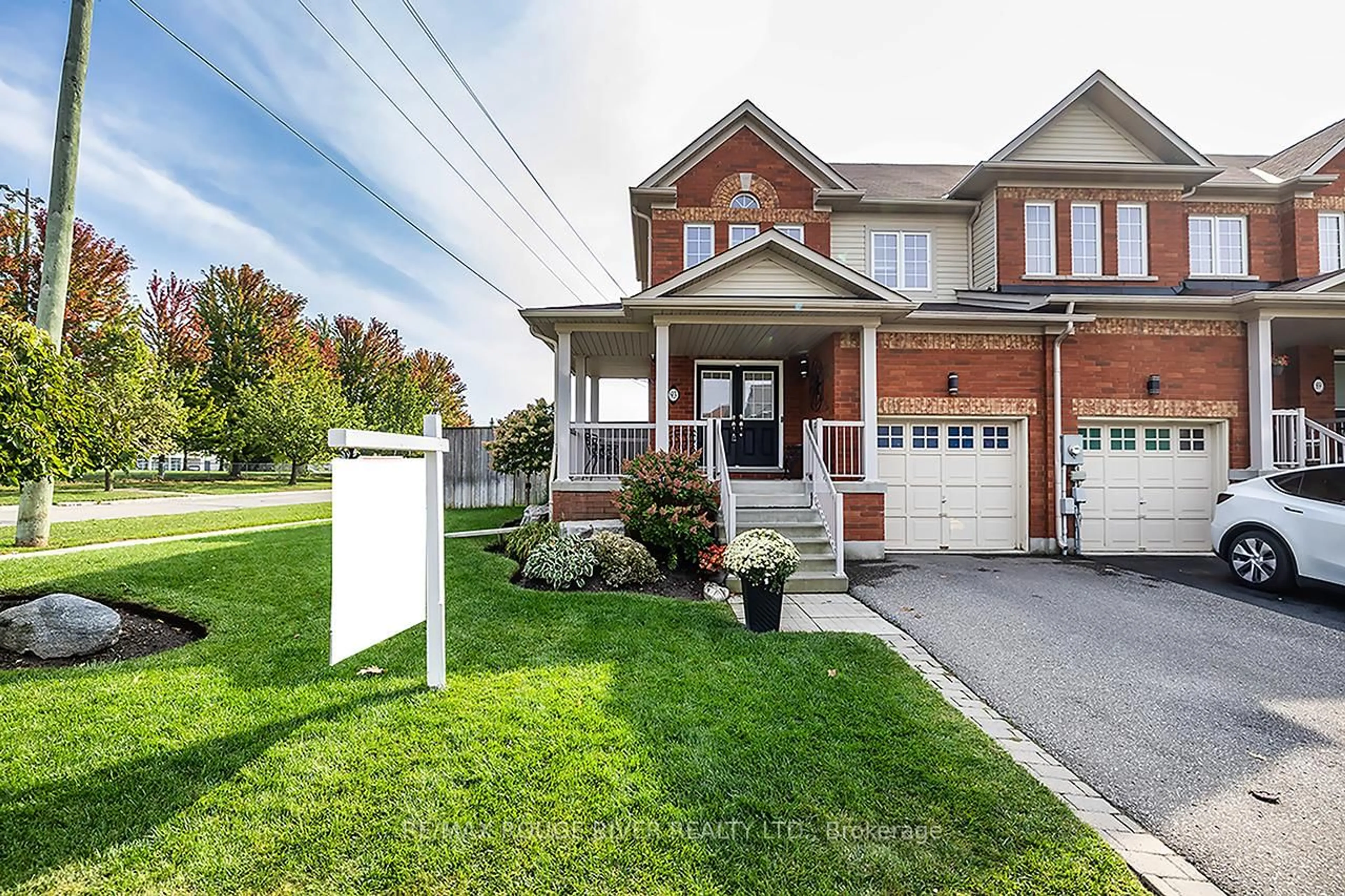 Home with brick exterior material, street for 93 Bathgate Cres, Clarington Ontario L1E 0B4