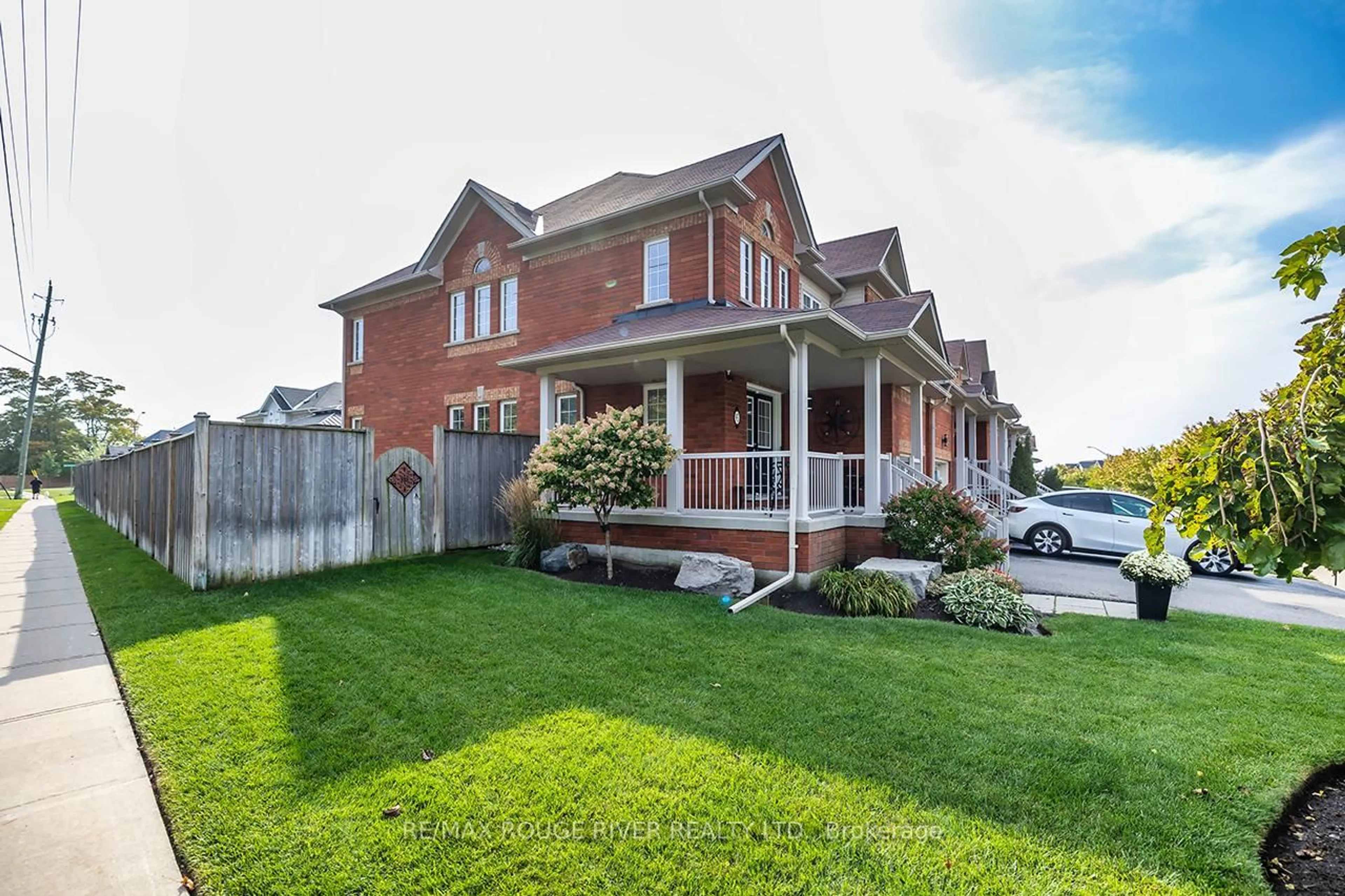 Home with brick exterior material, street for 93 Bathgate Cres, Clarington Ontario L1E 0B4