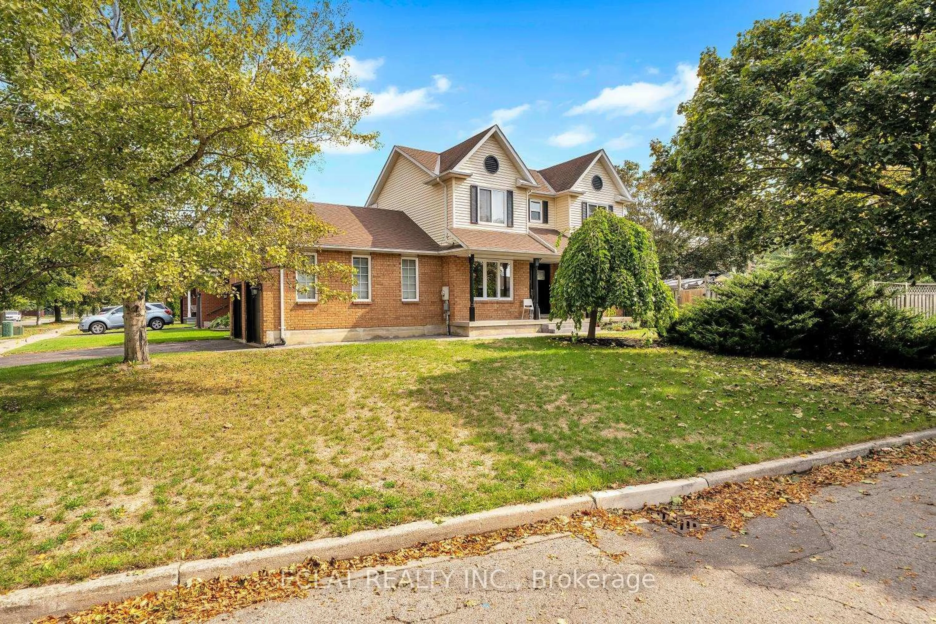 Unknown for 11 Strathallan Dr, Clarington Ontario L1E 1X3