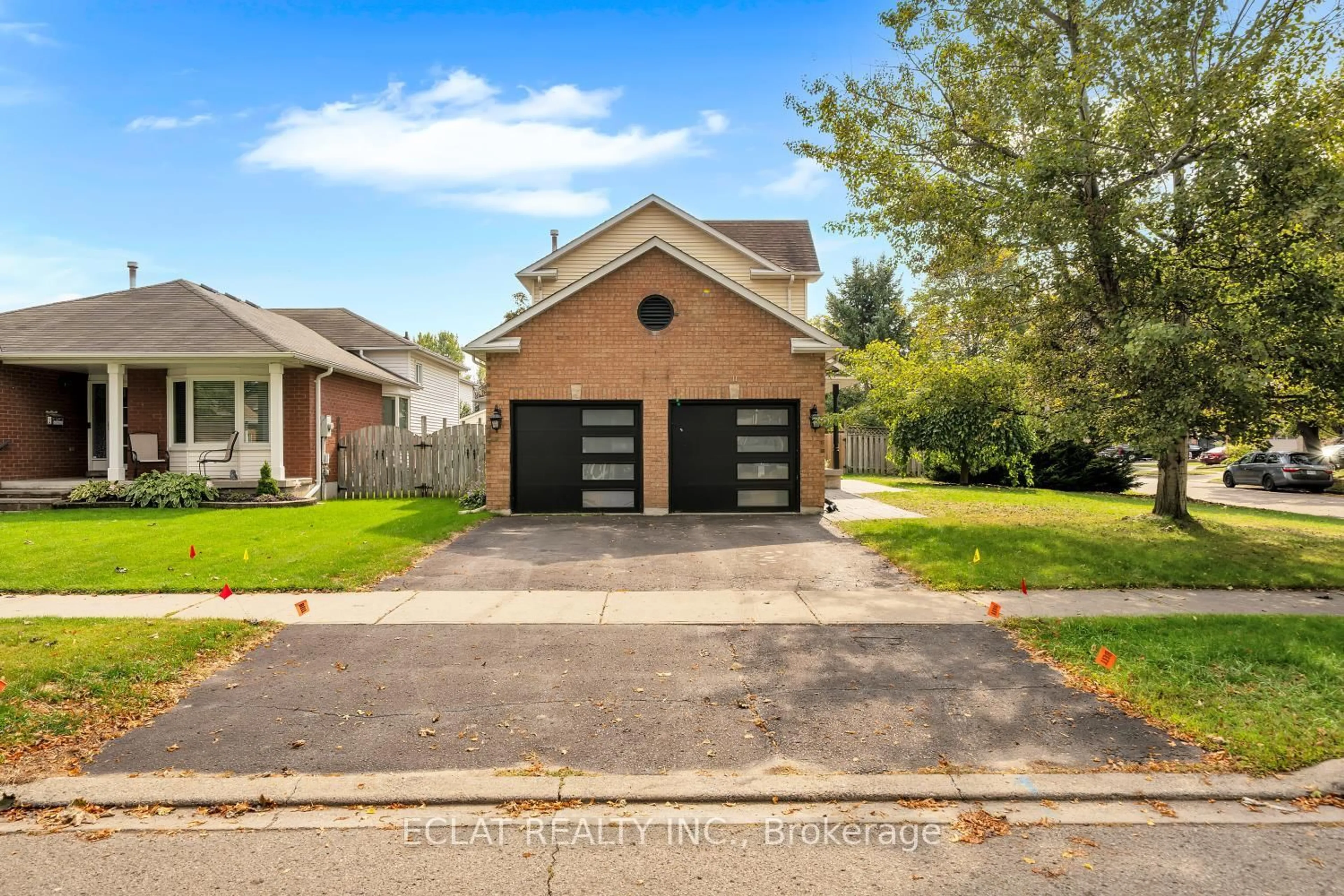 Home with brick exterior material, street for 11 Strathallan Dr, Clarington Ontario L1E 1X3