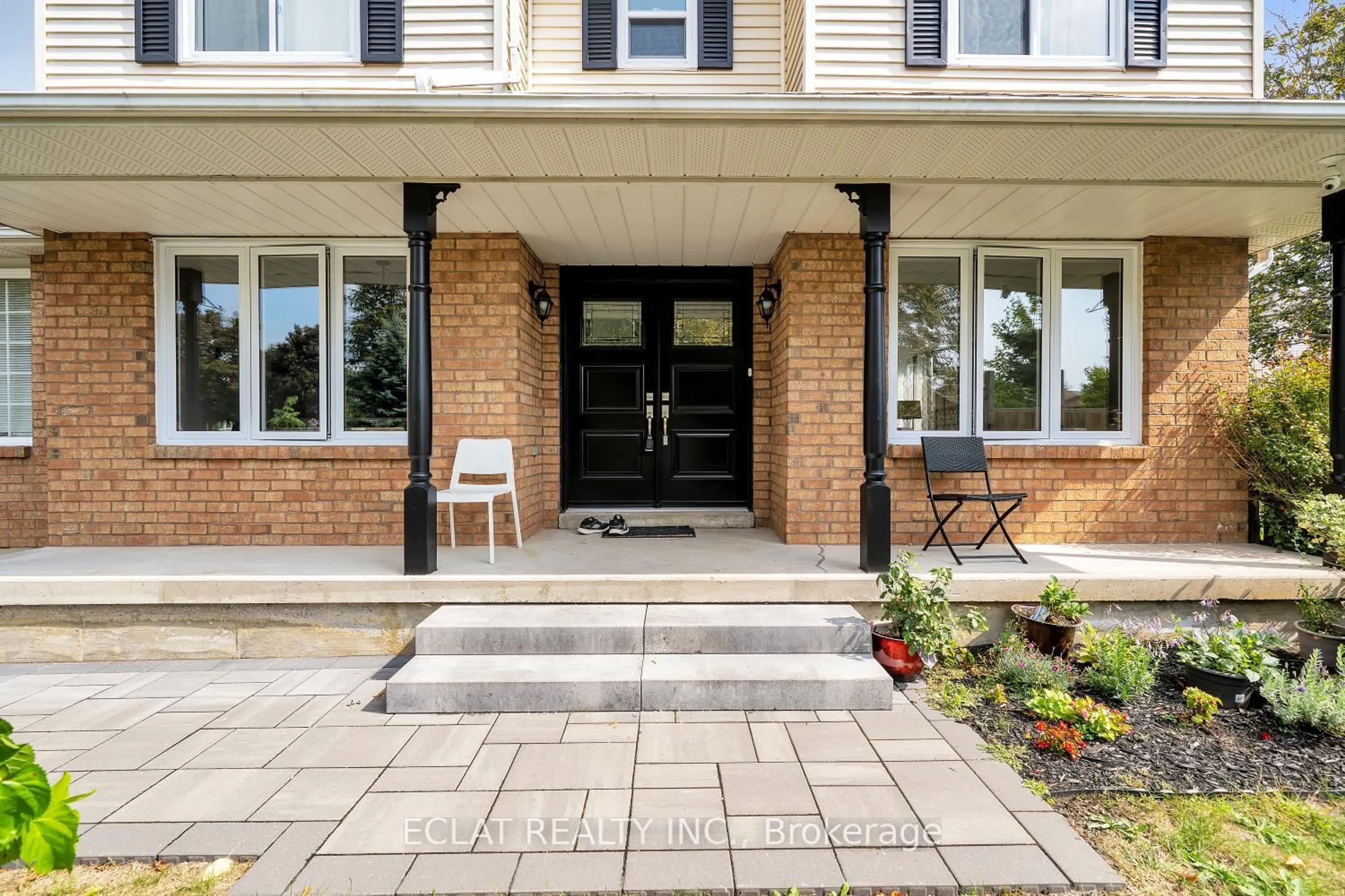 Unknown for 11 Strathallan Dr, Clarington Ontario L1E 1X3