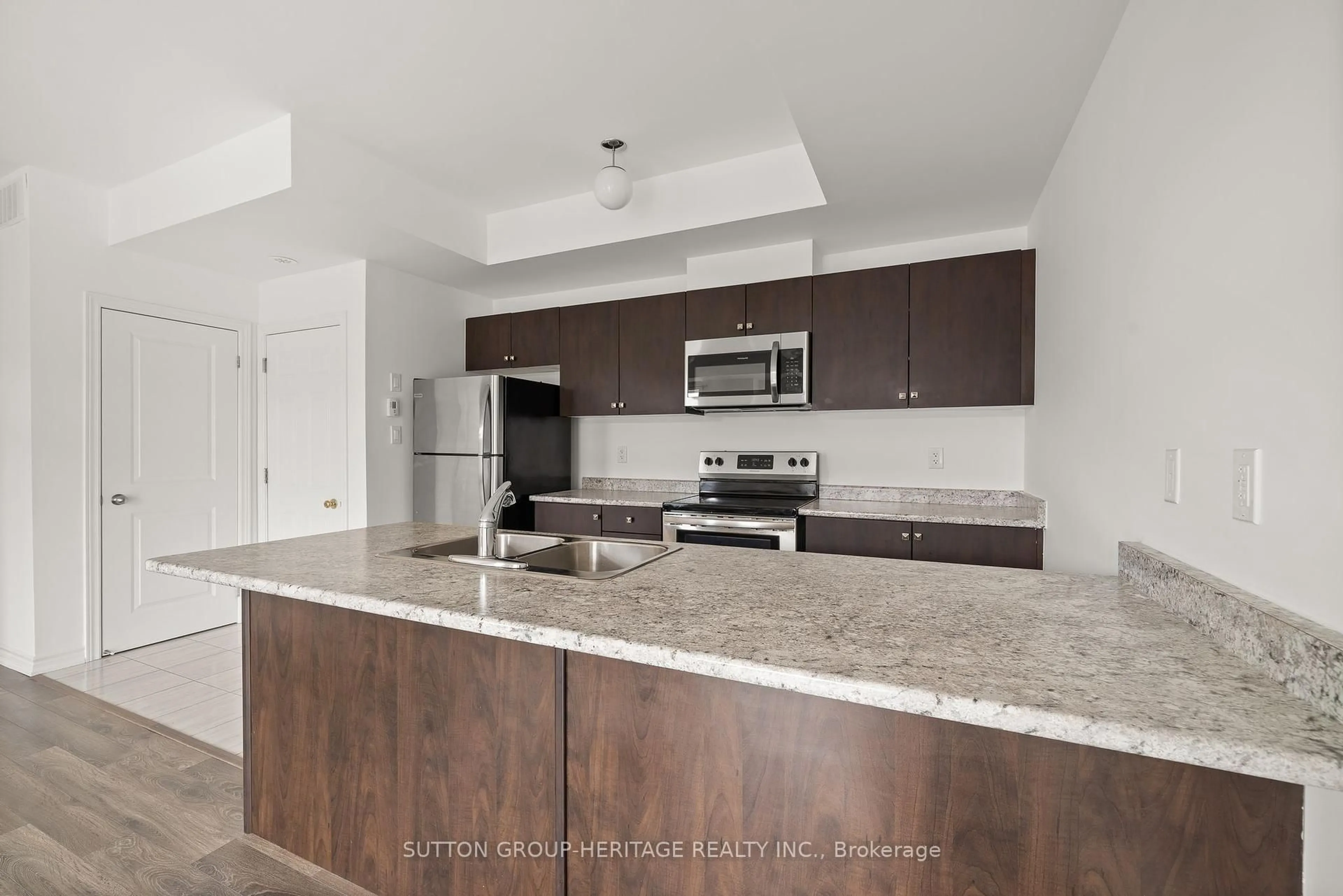 Unknown for 2598 William Jackson Dr, Pickering Ontario L1X 0E4