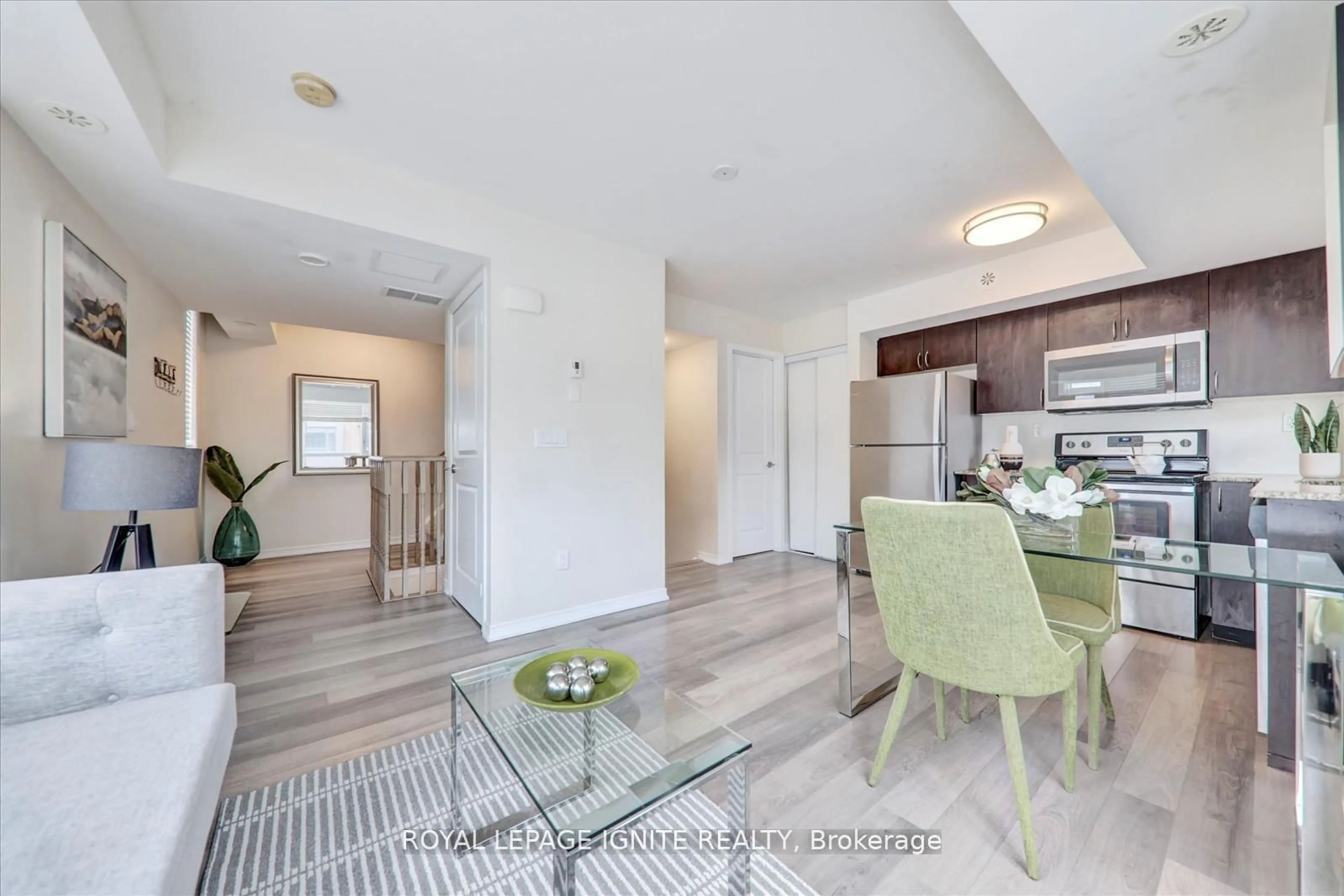 Unknown for 90 Orchid Place Dr #310, Toronto Ontario M1B 0C4