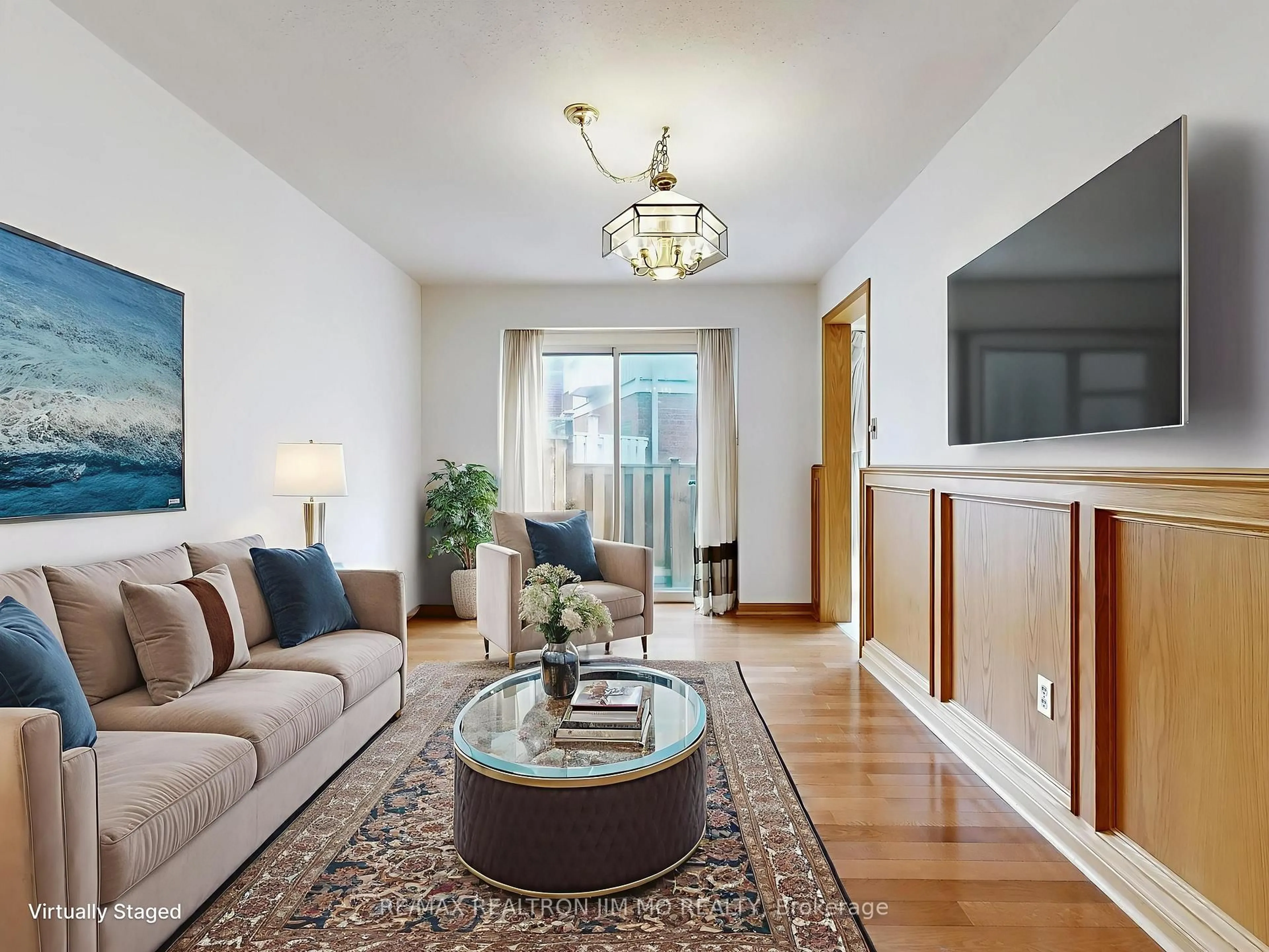 Living room with furniture, unknown for 90 Belinda Sq, Toronto Ontario M1W 3M2