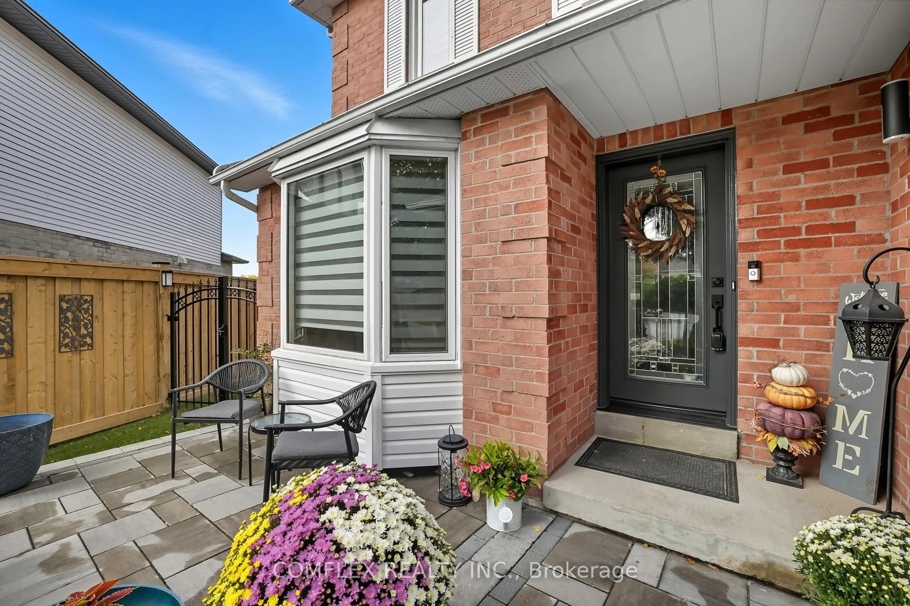 Home with brick exterior material, street for 680 Avery Crt, Oshawa Ontario L1K 1S8