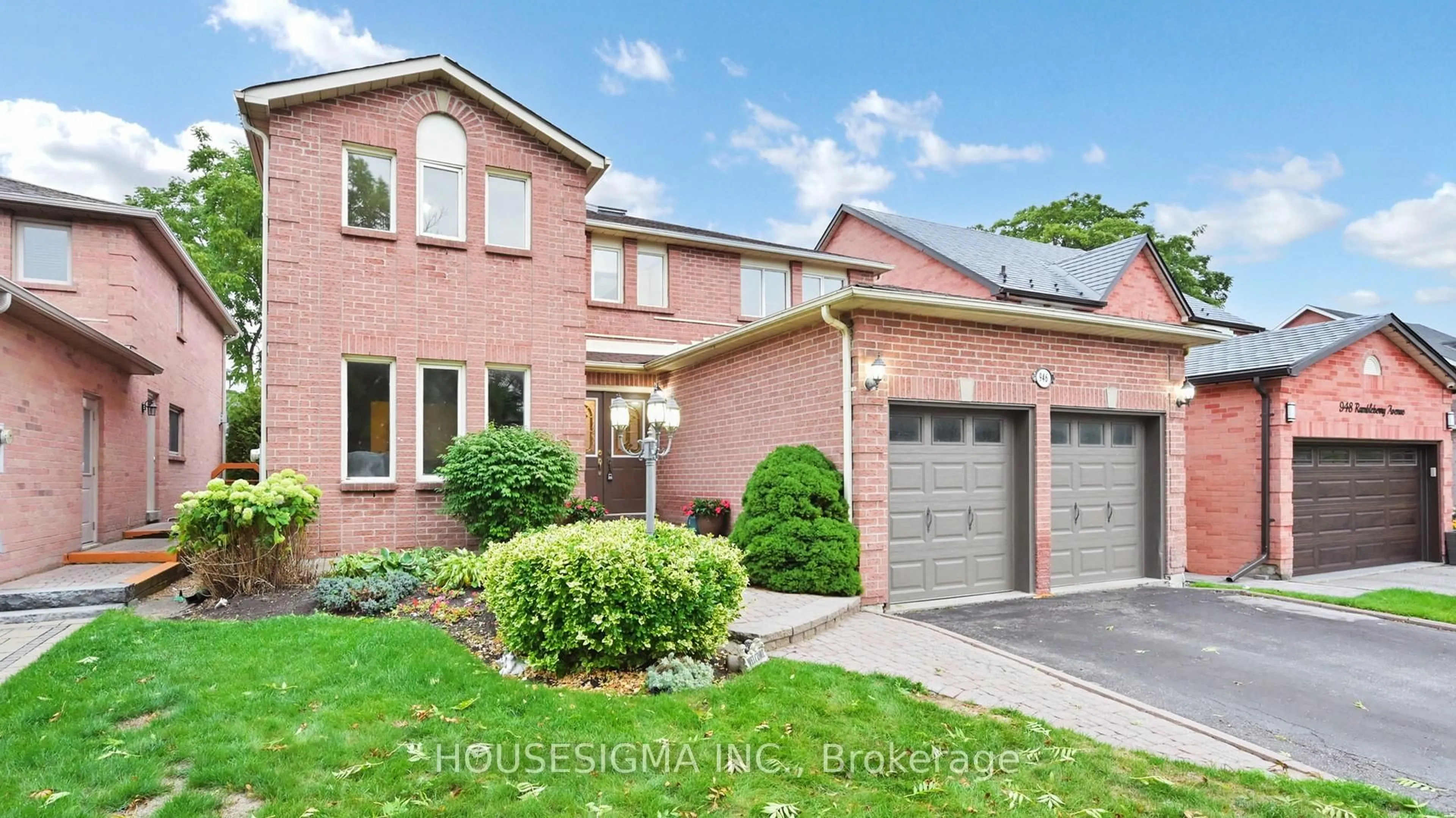 Home with brick exterior material, street for 946 Rambleberry Ave, Pickering Ontario L1V 5Y7