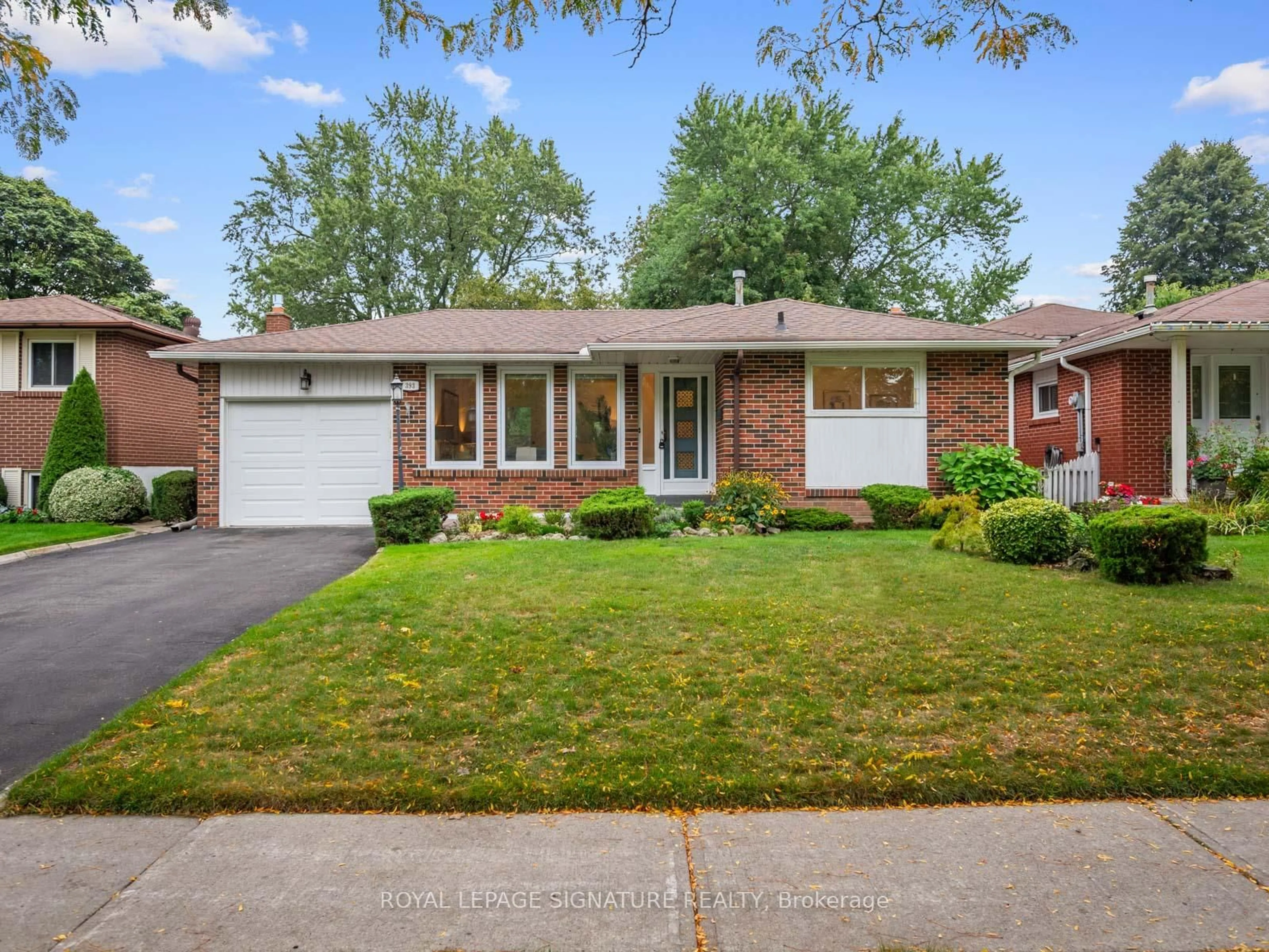 Home with brick exterior material, street for 393 Lawson Rd, Toronto Ontario M1C 2J8