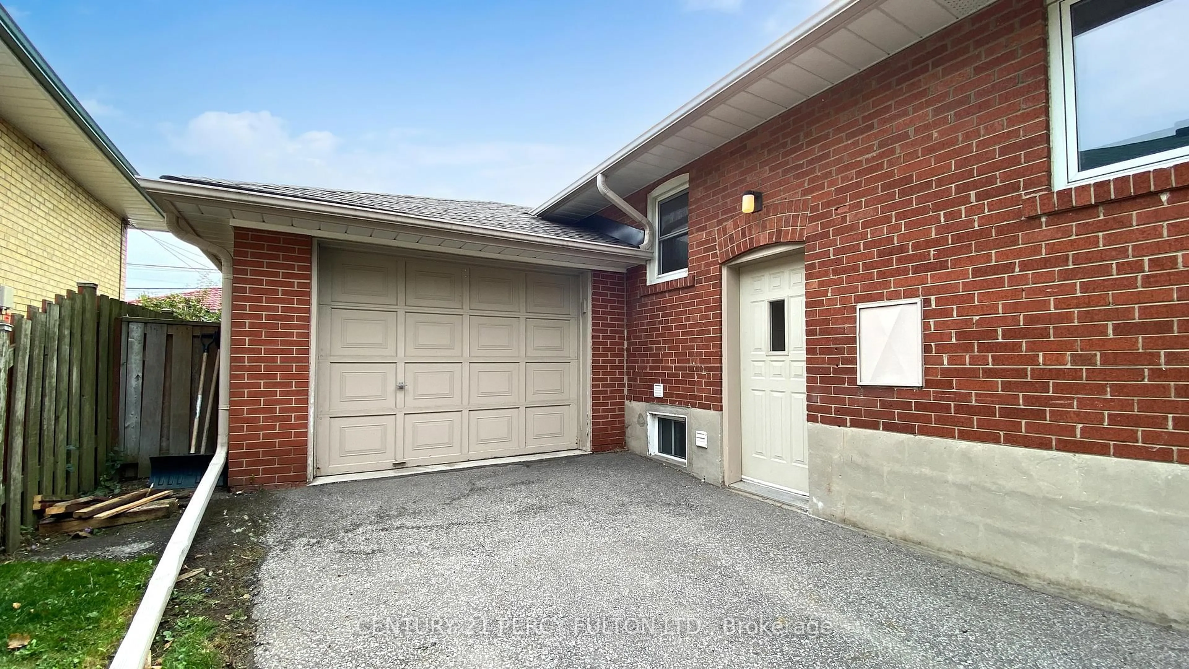 Home with brick exterior material, street for 27 Grassington Cres, Toronto Ontario M1G 1X4