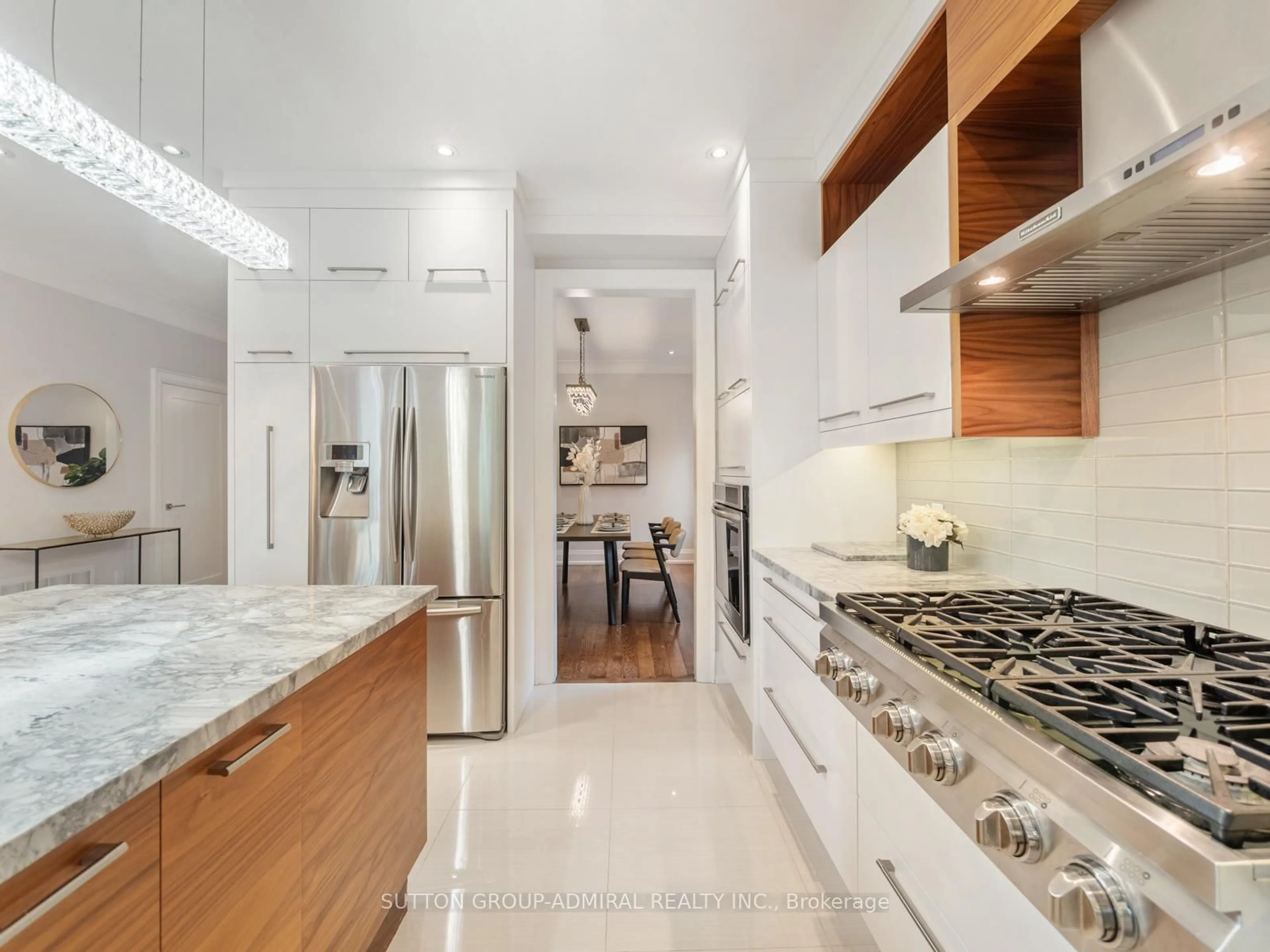 Contemporary kitchen, ceramic/tile floor for 1 Dustan Cres, Toronto Ontario M4J 4G4