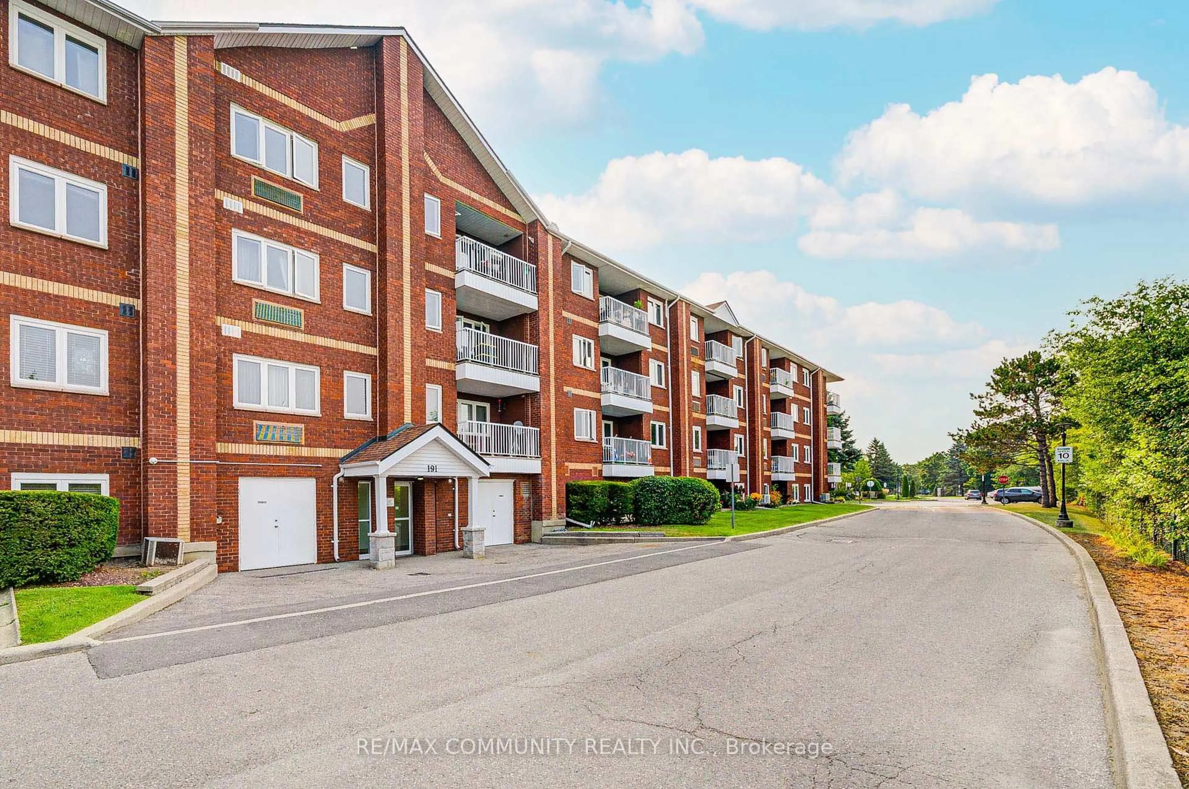 A pic from outside/outdoor area/front of a property/back of a property/a pic from drone, unknown for 191 Lake Driveway #201, Ajax Ontario L1S 7H9
