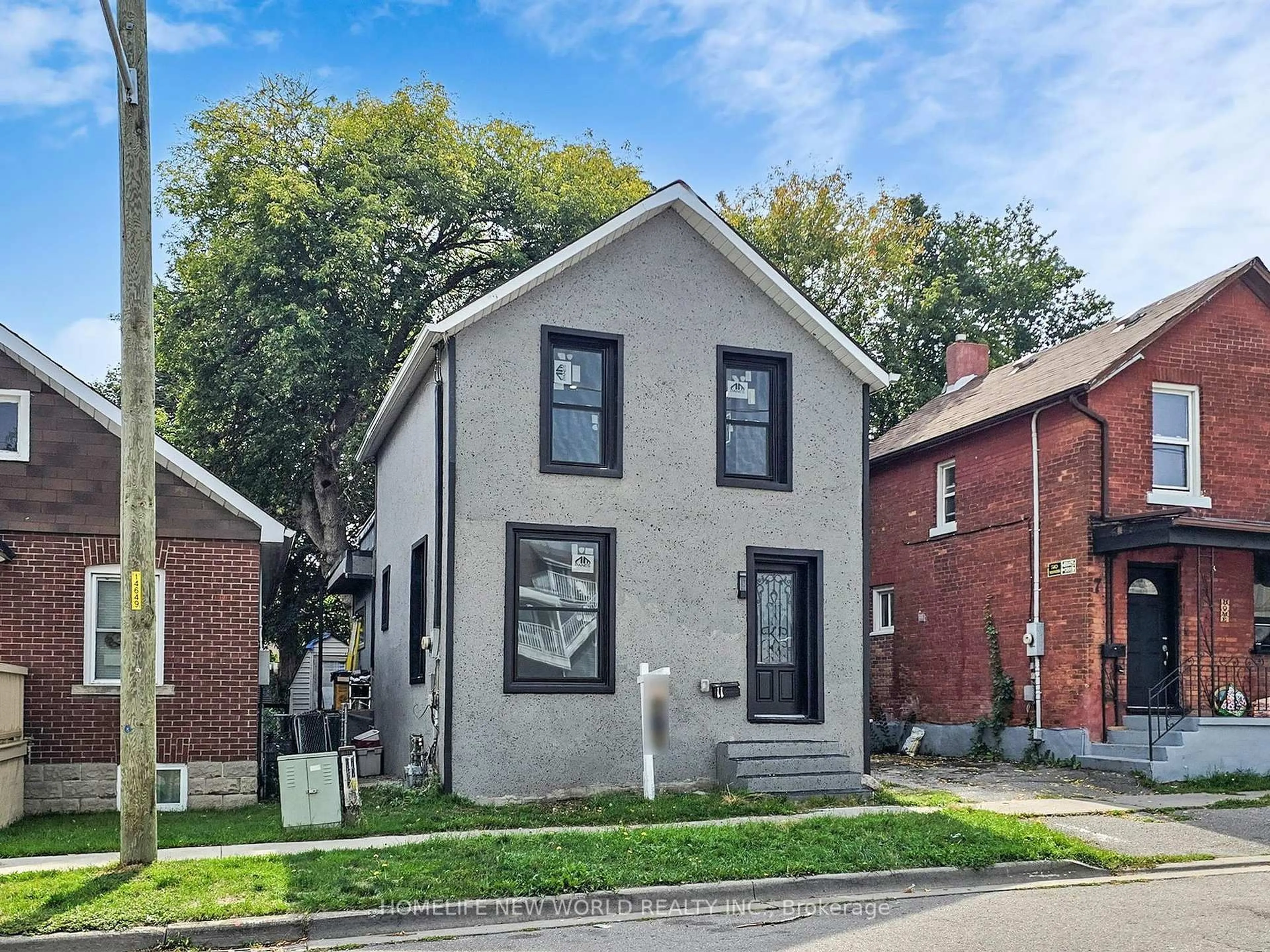 Home with brick exterior material, street for 11 Maple St, Oshawa Ontario L1H 2L6