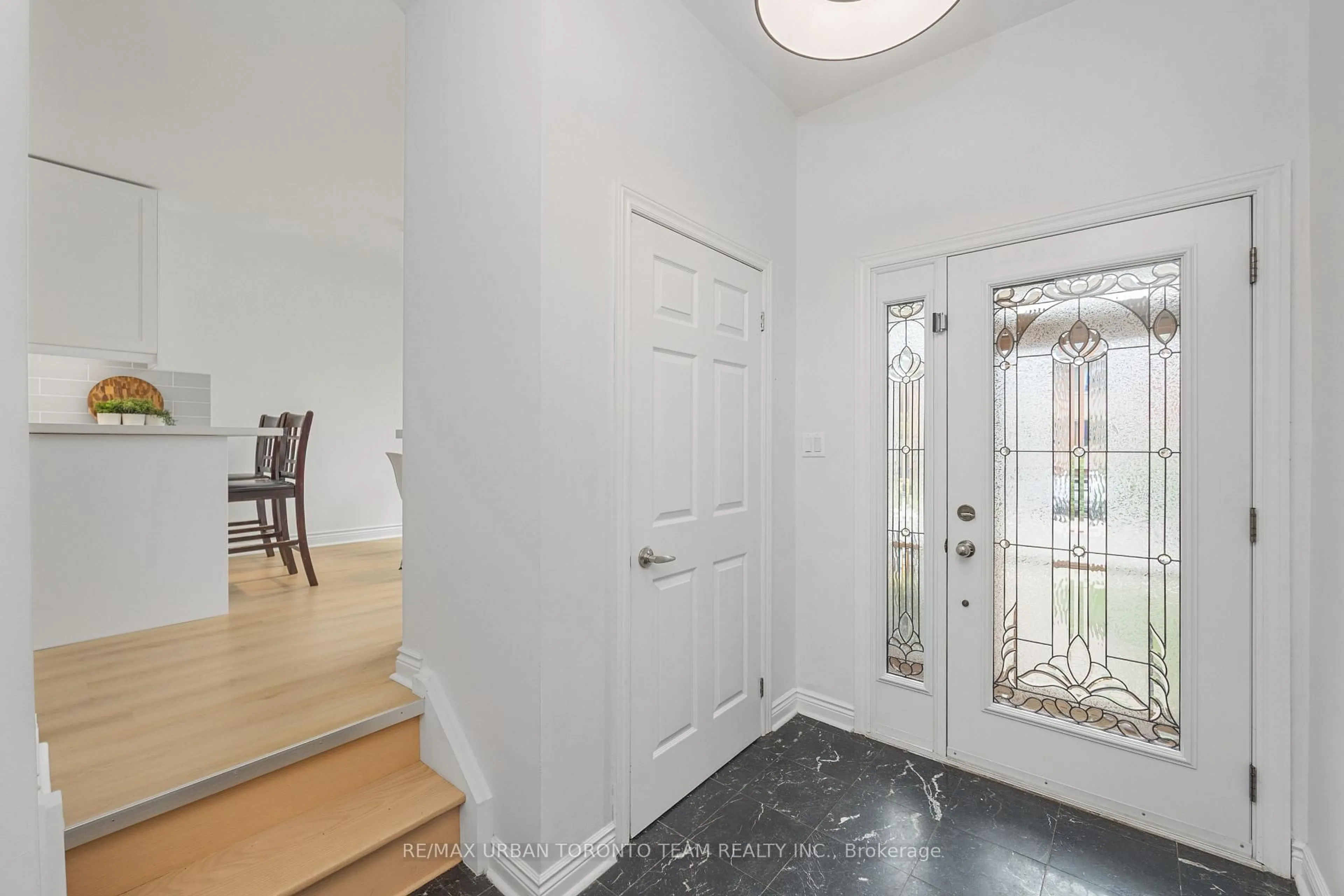Indoor entryway for 50 Ashland Ave, Toronto Ontario M4L 1K1