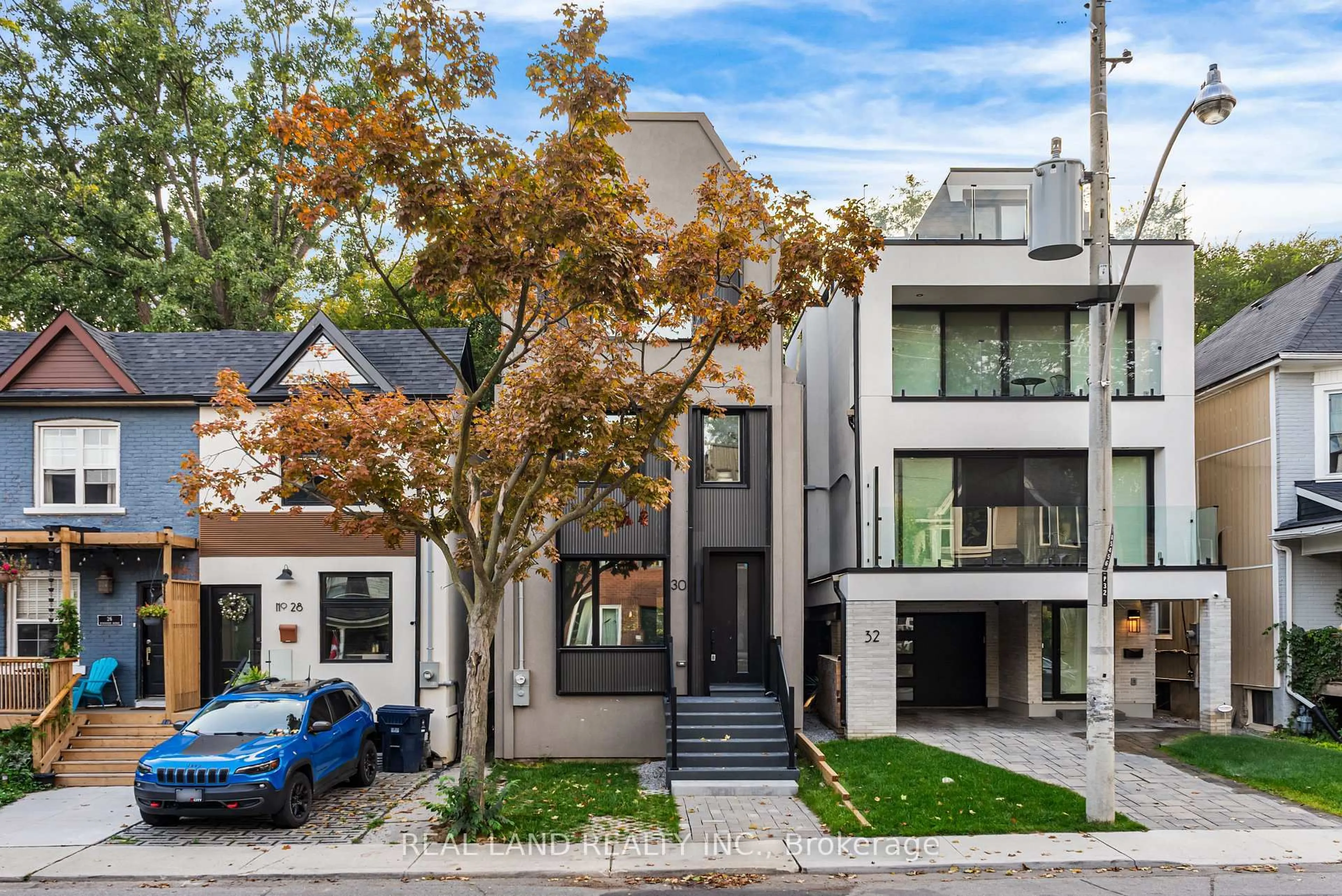 Unknown for 30 Winnifred Ave, Toronto Ontario M4M 2X3