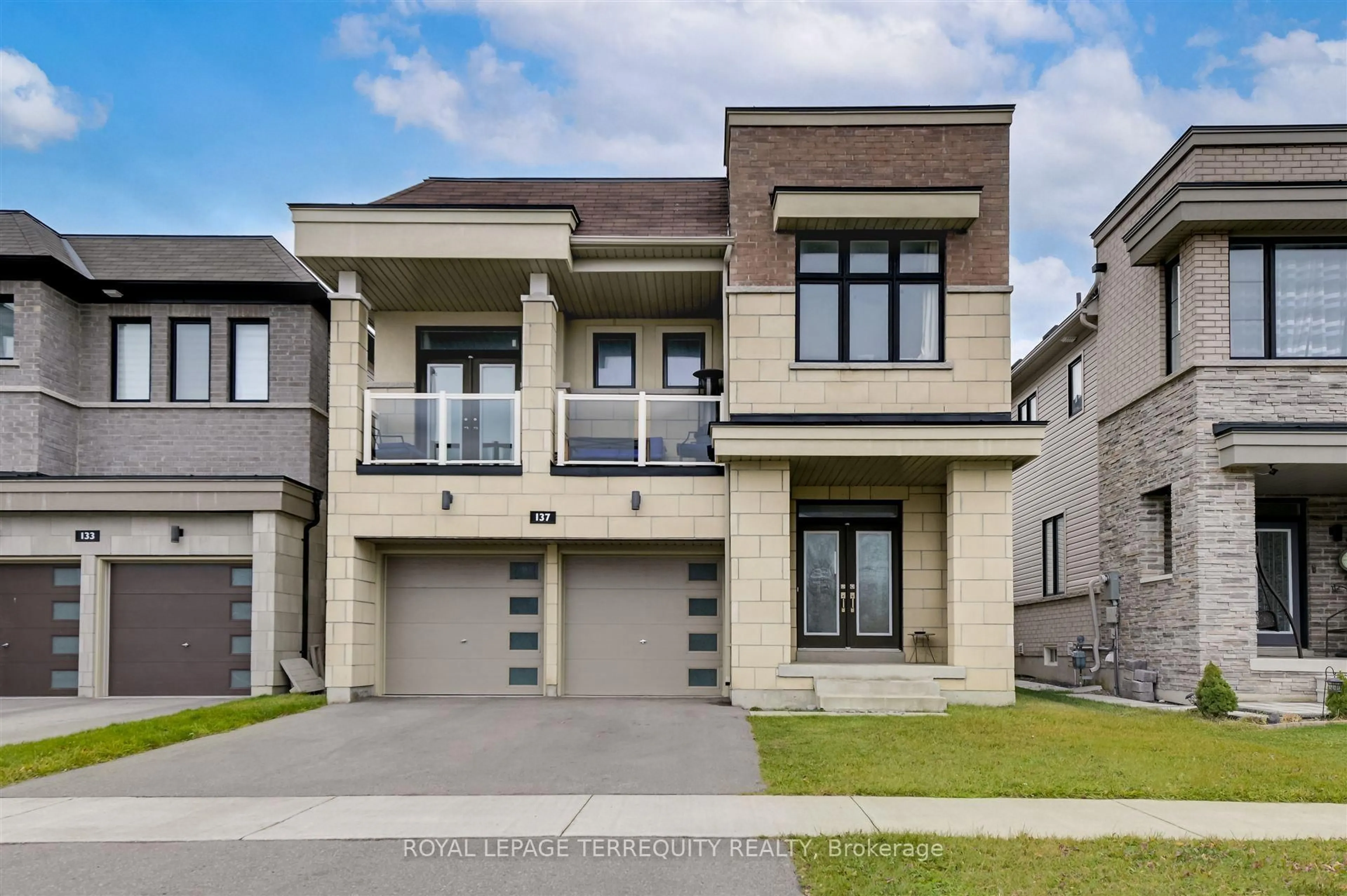 Home with brick exterior material, street for 137 East Shore Dr, Clarington Ontario L1C 1Z8