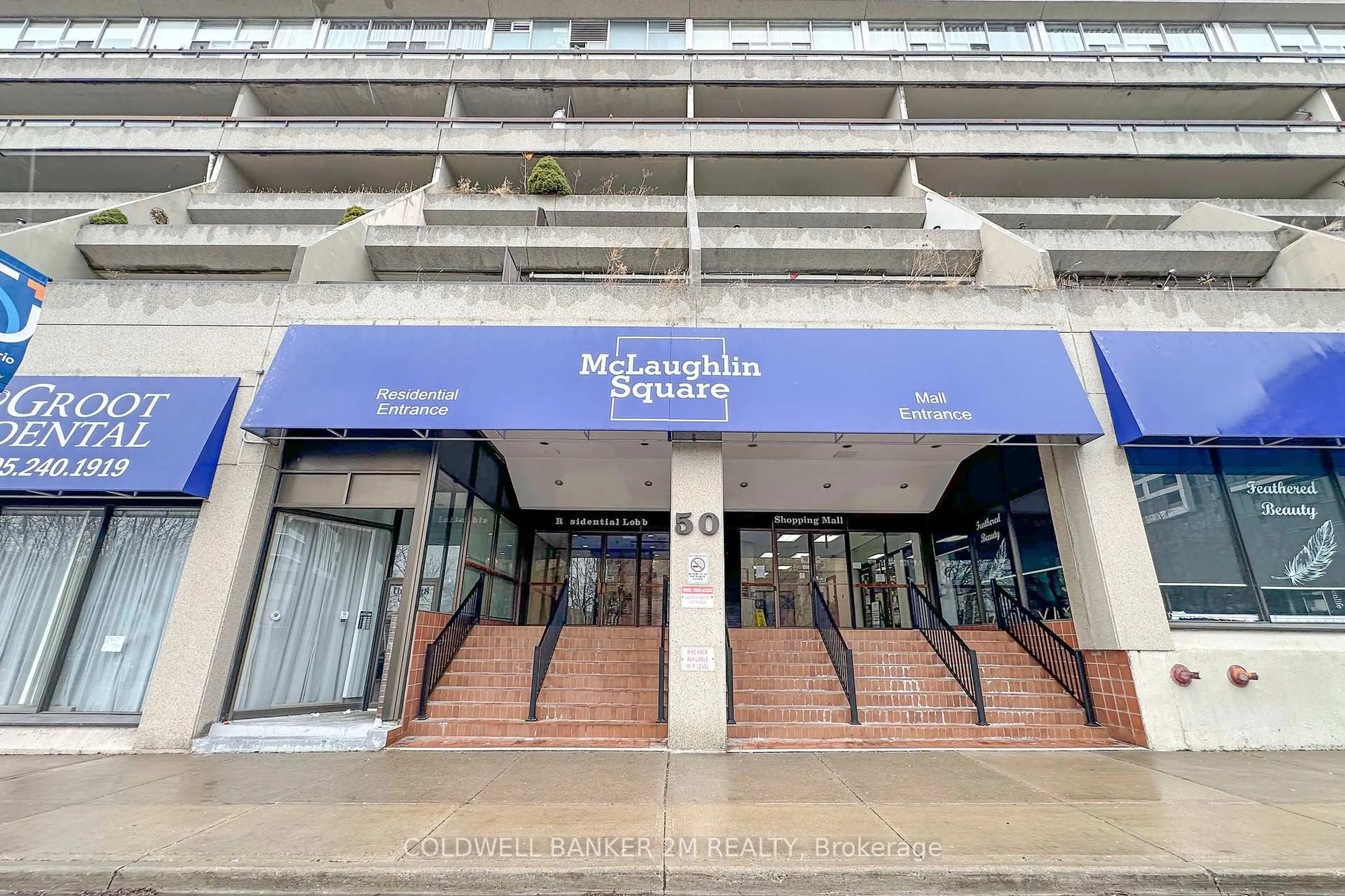 Indoor foyer for 50 Richmond St #518, Oshawa Ontario L1G 7C7