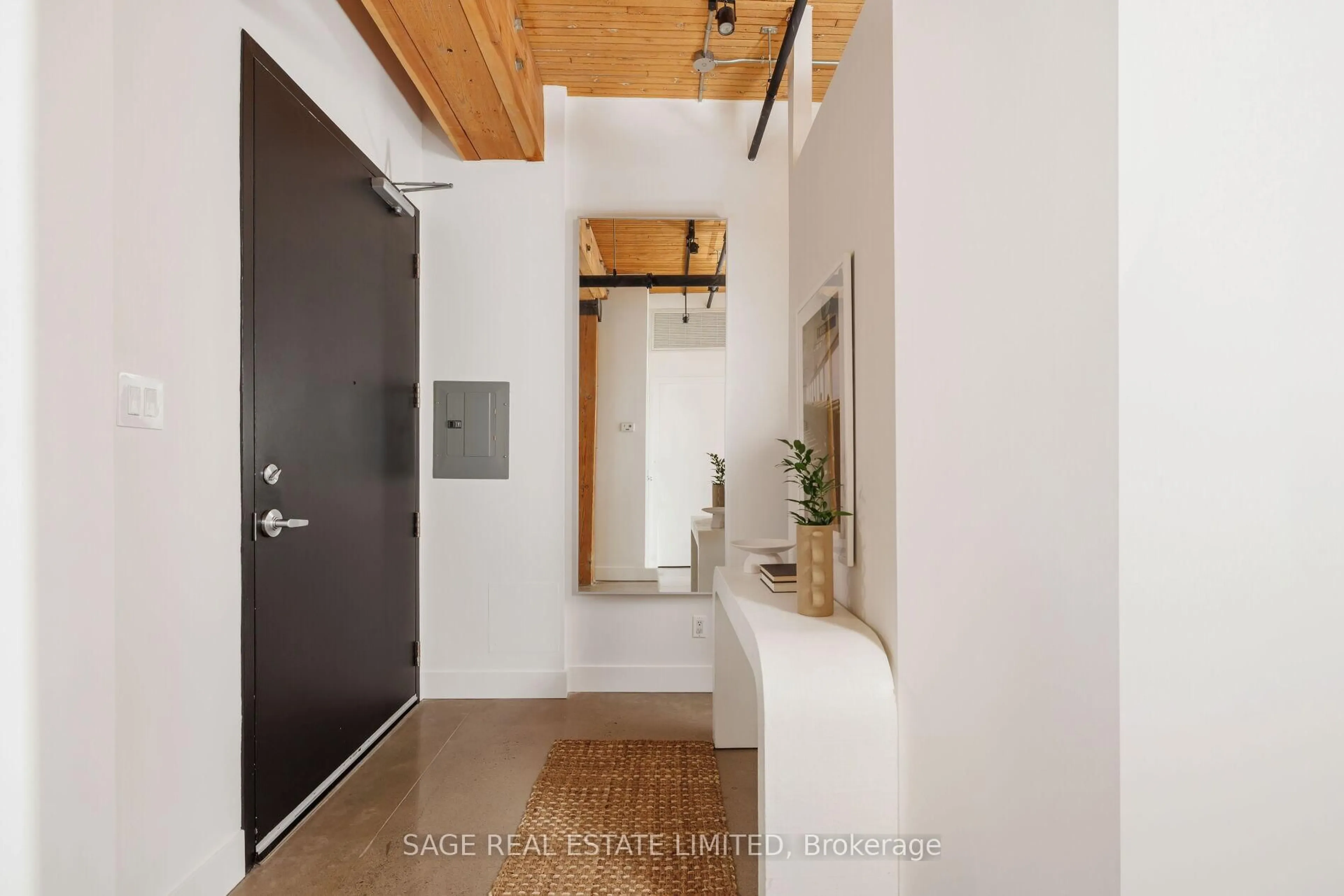 Indoor entryway for 68 Broadview Ave #308, Toronto Ontario M4M 2E6