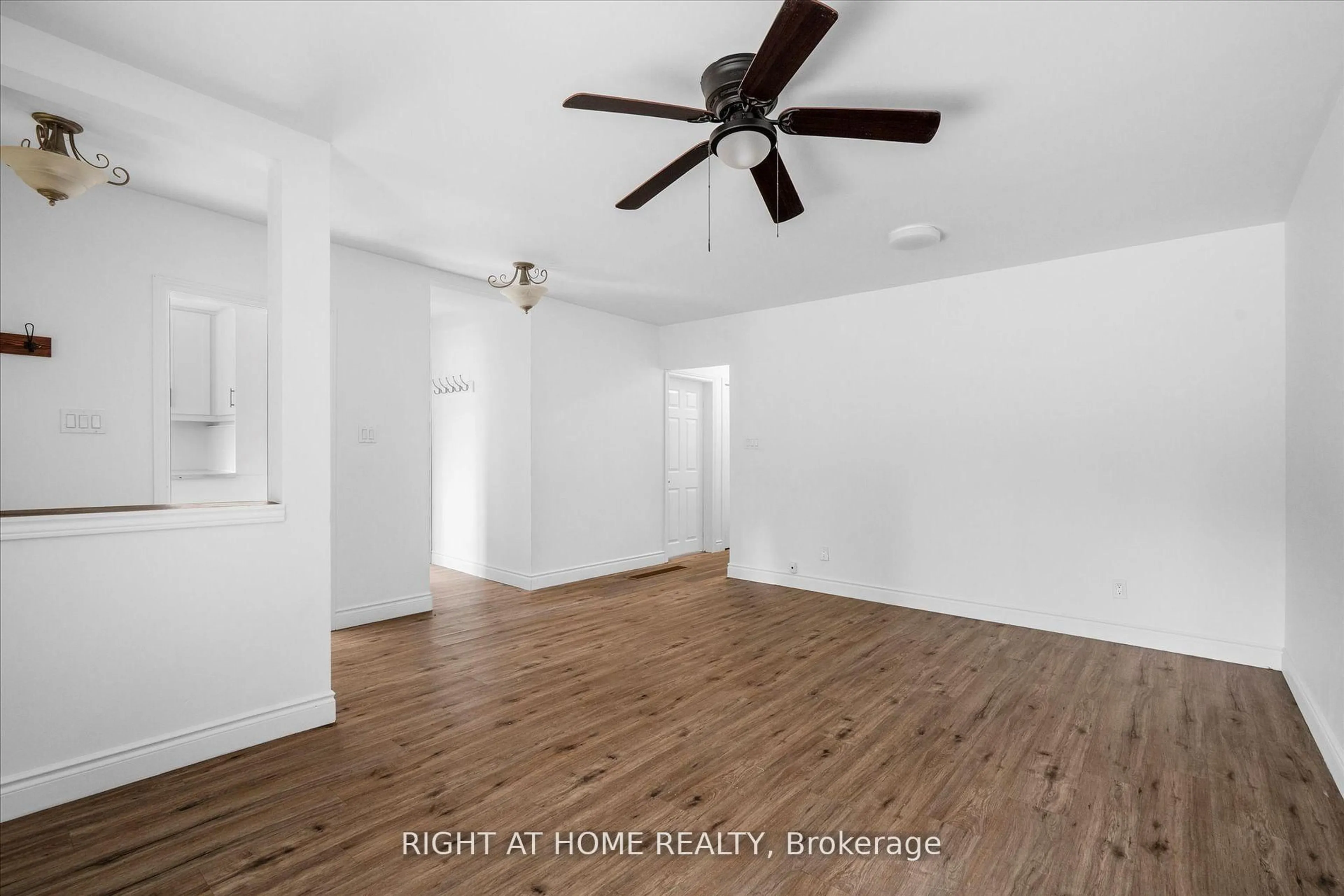 A pic of a room for 7 Tulloch Dr, Ajax Ontario L1S 2S3