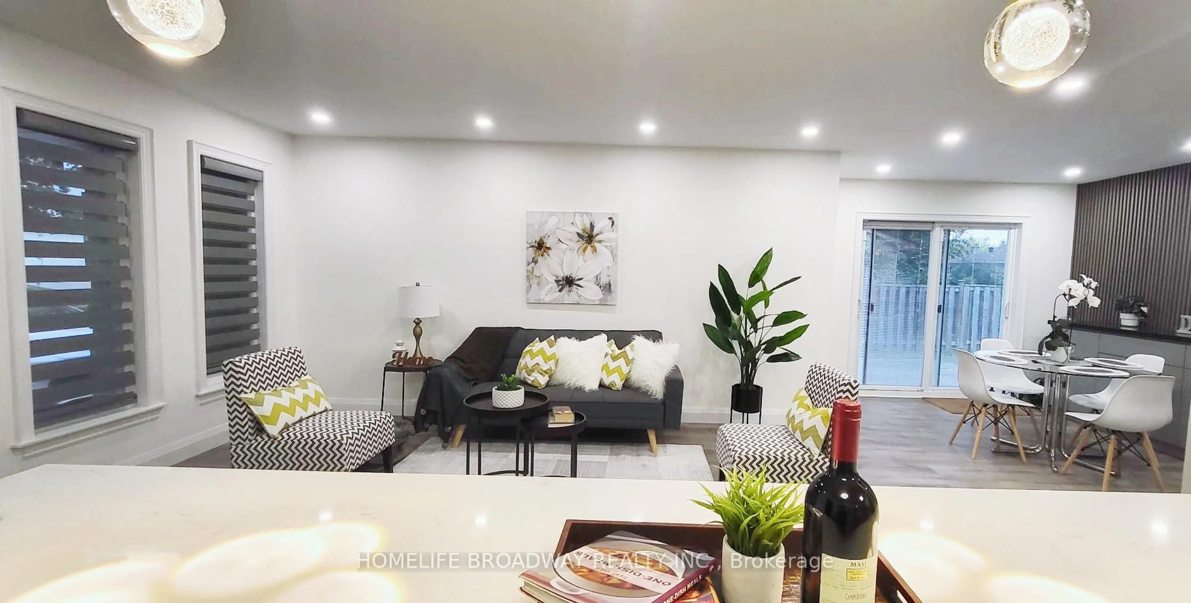 Living room with furniture, unknown for 53 Marblemount Cres, Toronto Ontario M1T 2H5