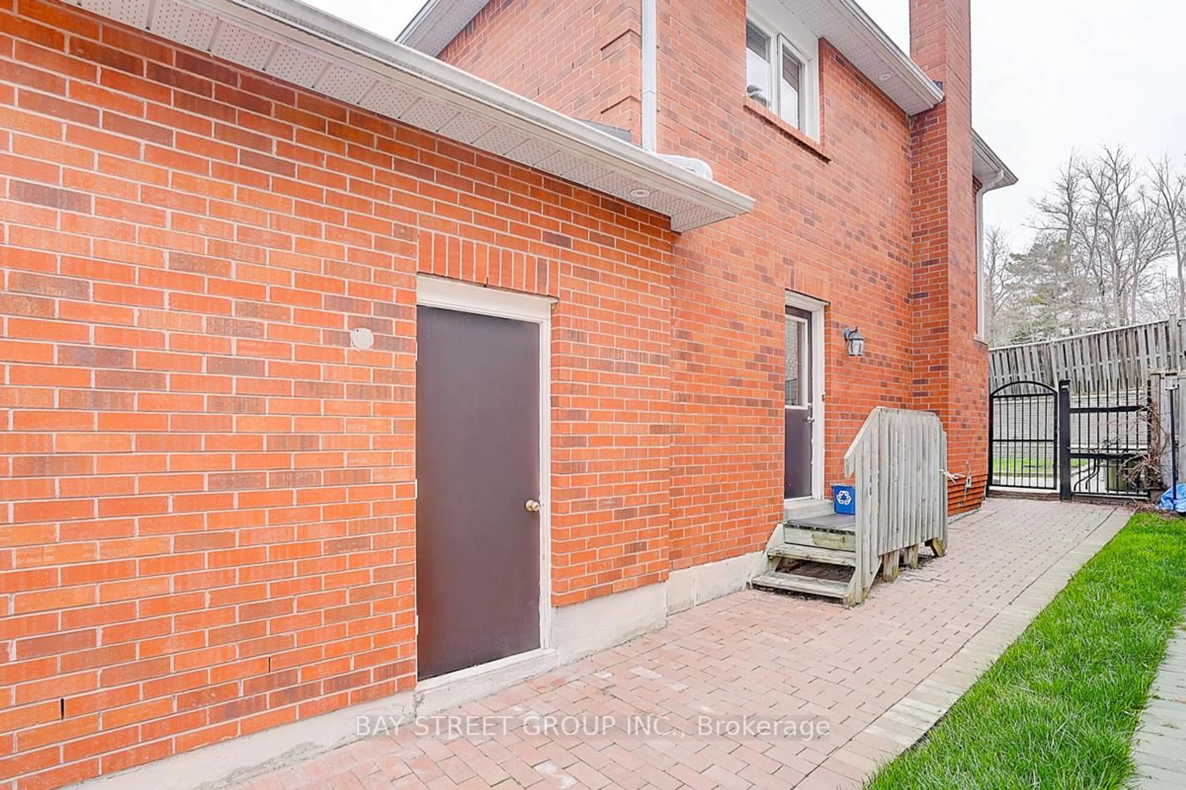 Home with brick exterior material, street for 354 Rouge Hill Crt, Pickering Ontario L1V 6L5