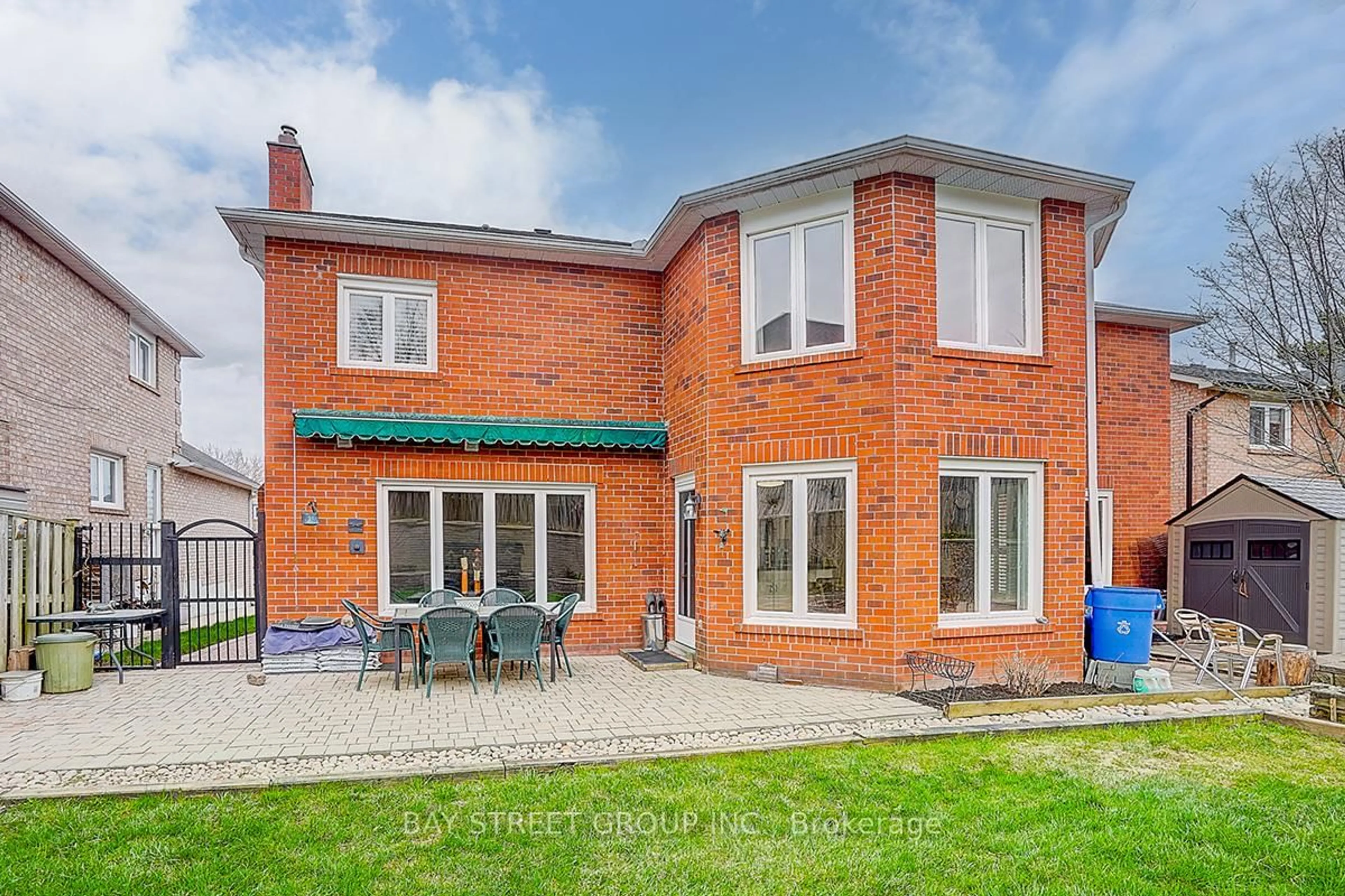 Home with brick exterior material, building for 354 Rouge Hill Crt, Pickering Ontario L1V 6L5