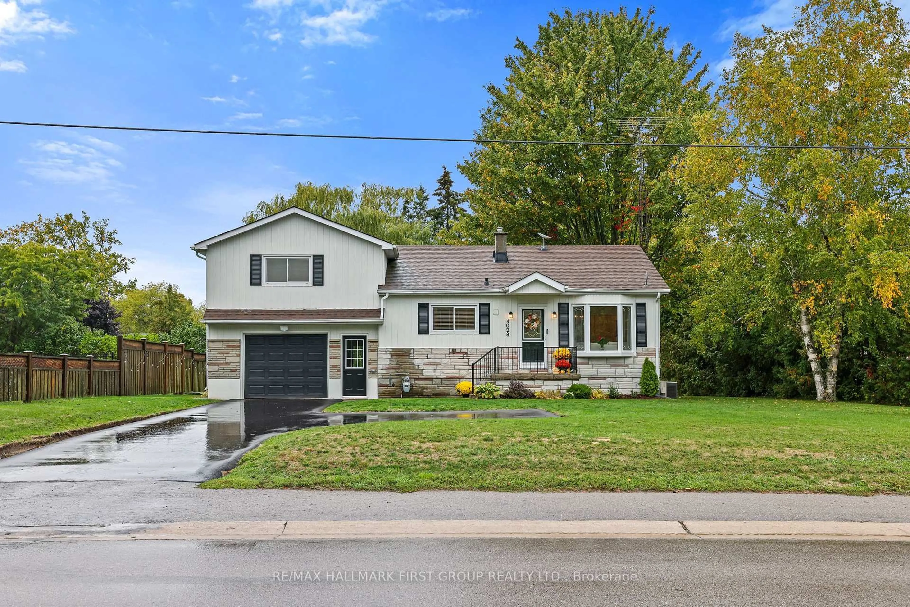 Home with brick exterior material, street for 4028 Courtice Rd, Clarington Ontario L1E 0K8
