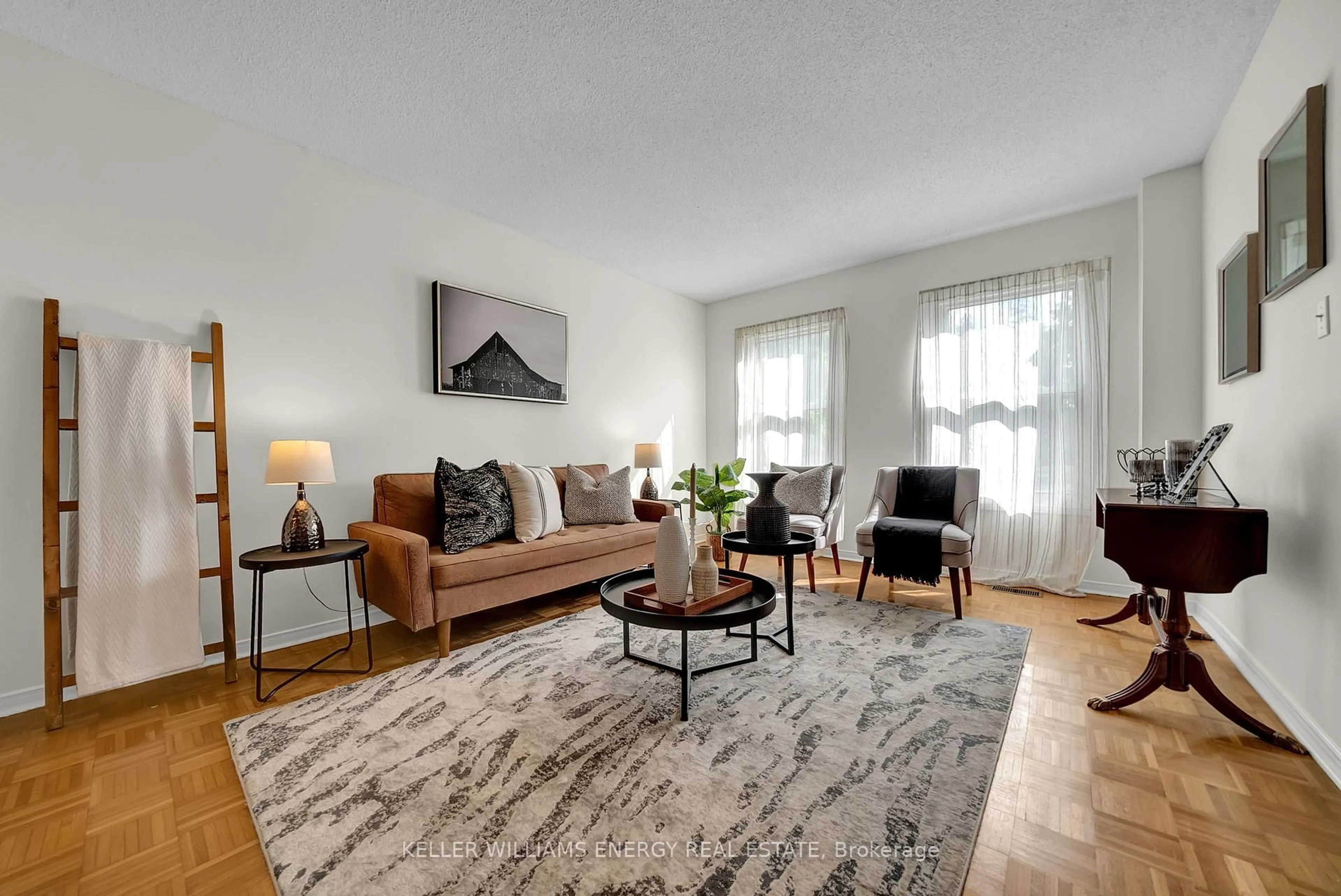 Living room with furniture, unknown for 280 Thornton Rd, Oshawa Ontario L1J 6T7