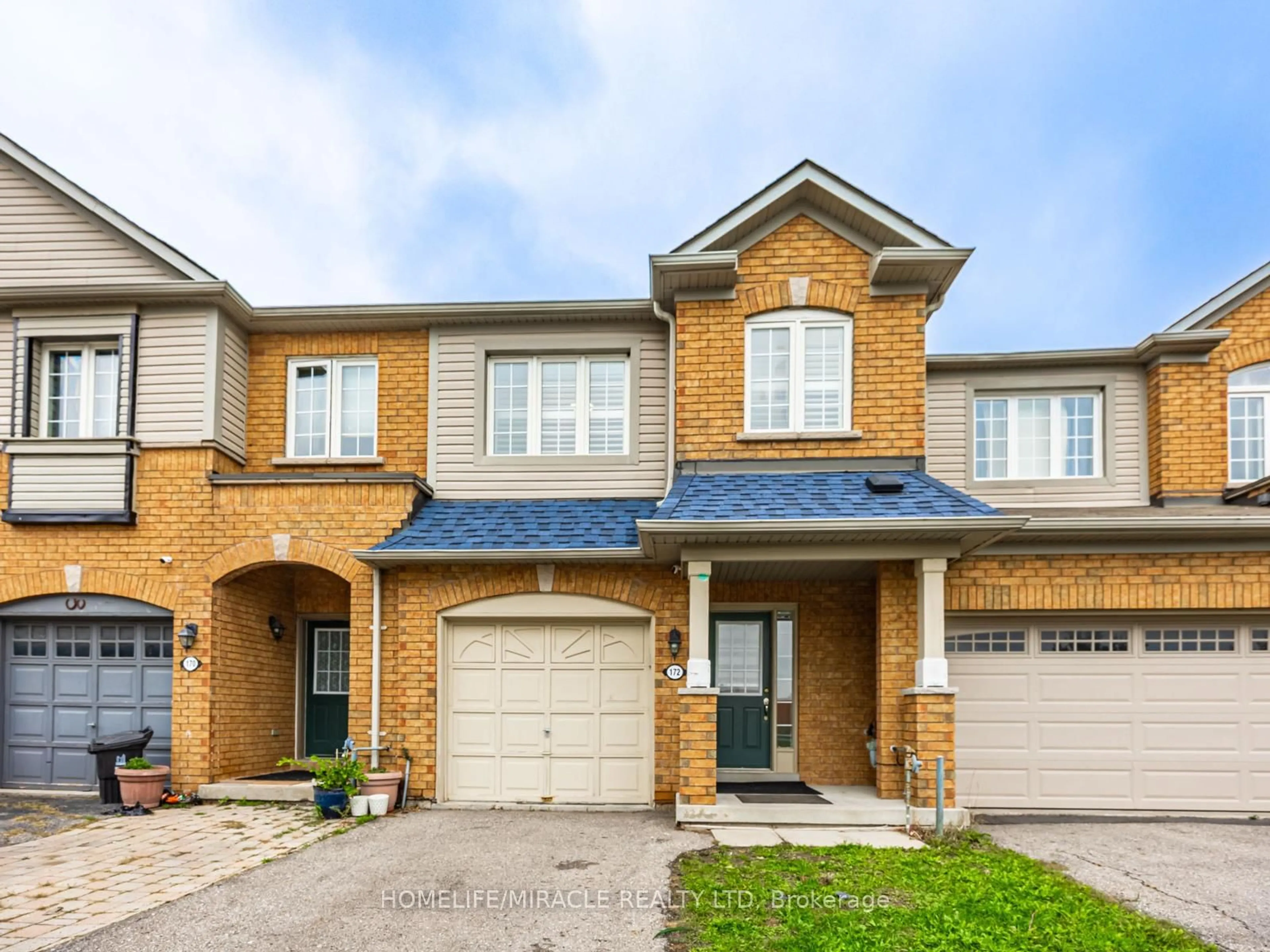 Home with brick exterior material, street for 172 Gristone Cres, Toronto Ontario M1X 1T4